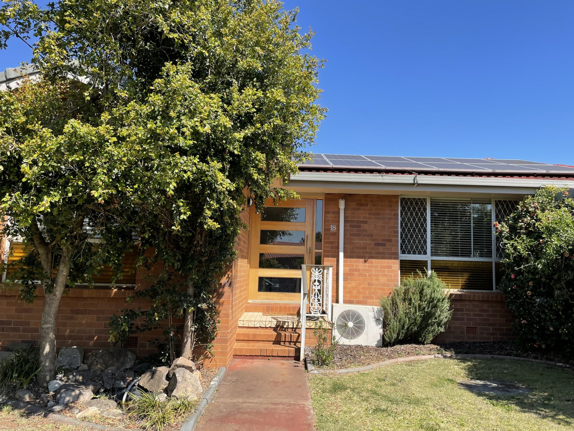 18 Nugent Crescent, Wilsonton