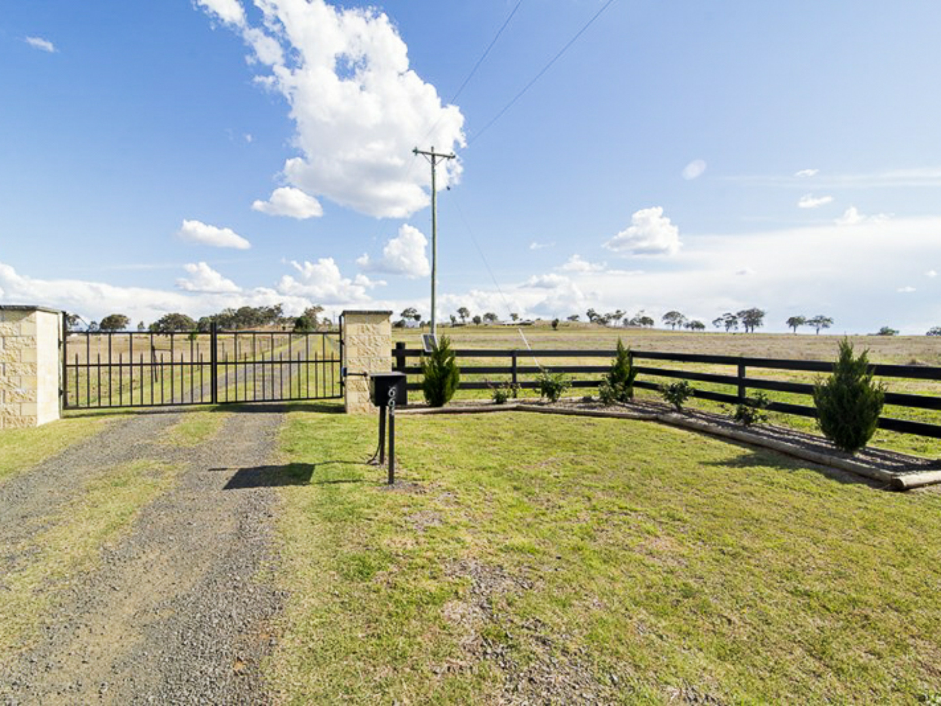 664 Wellcamp Westbrook Road, Westbrook