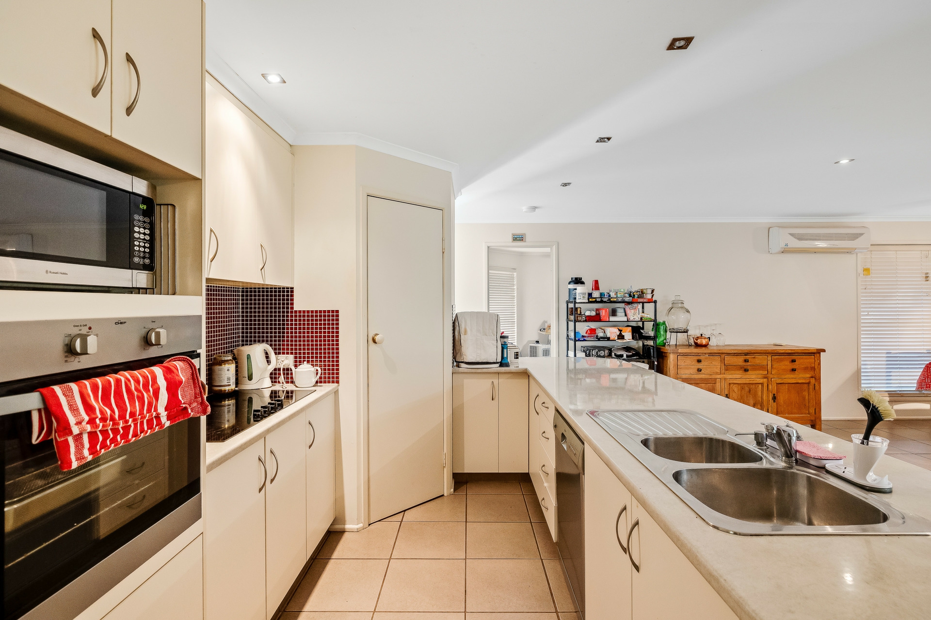 18 Penny Road, HIGHFIELDS