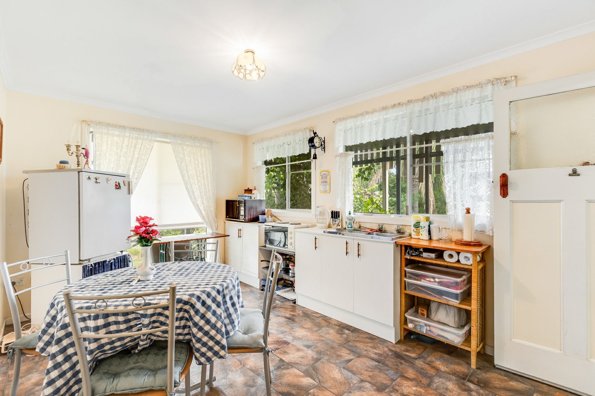 1925 Eust Euston Road Glenvale QLD House for Sale LJ Hooker