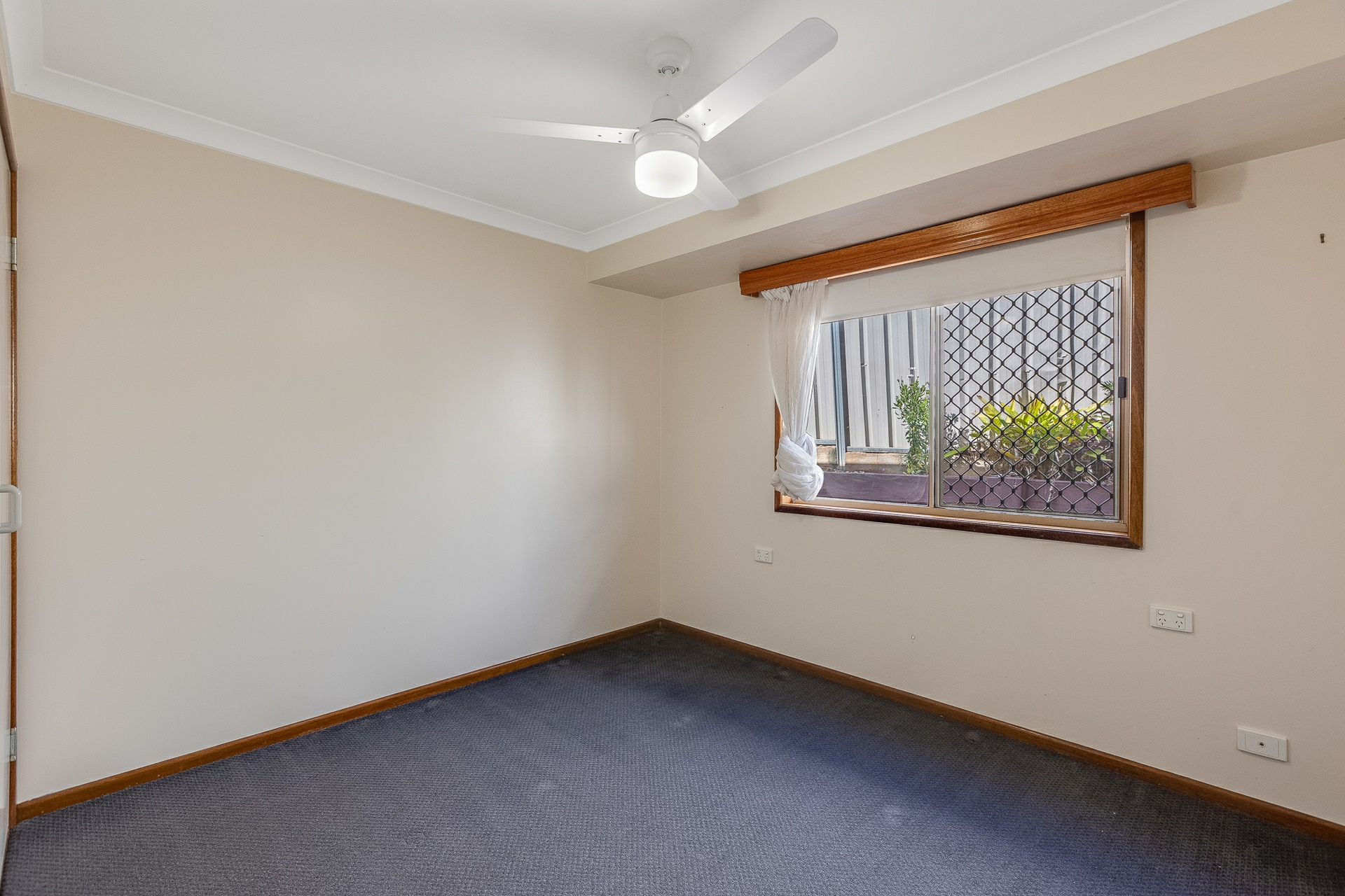 2/5 Quinlan Court, DARLING HEIGHTS