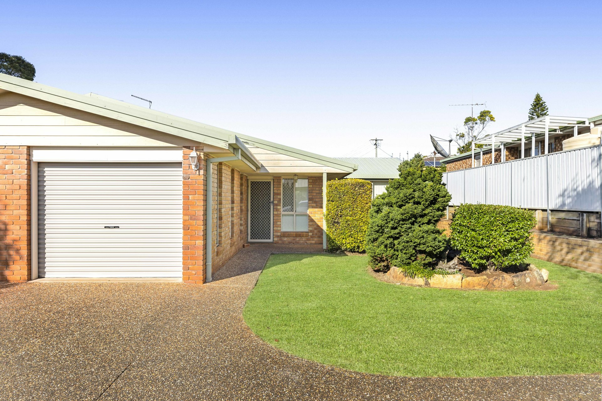 2/16 McIvor Street, KEARNEYS SPRING
