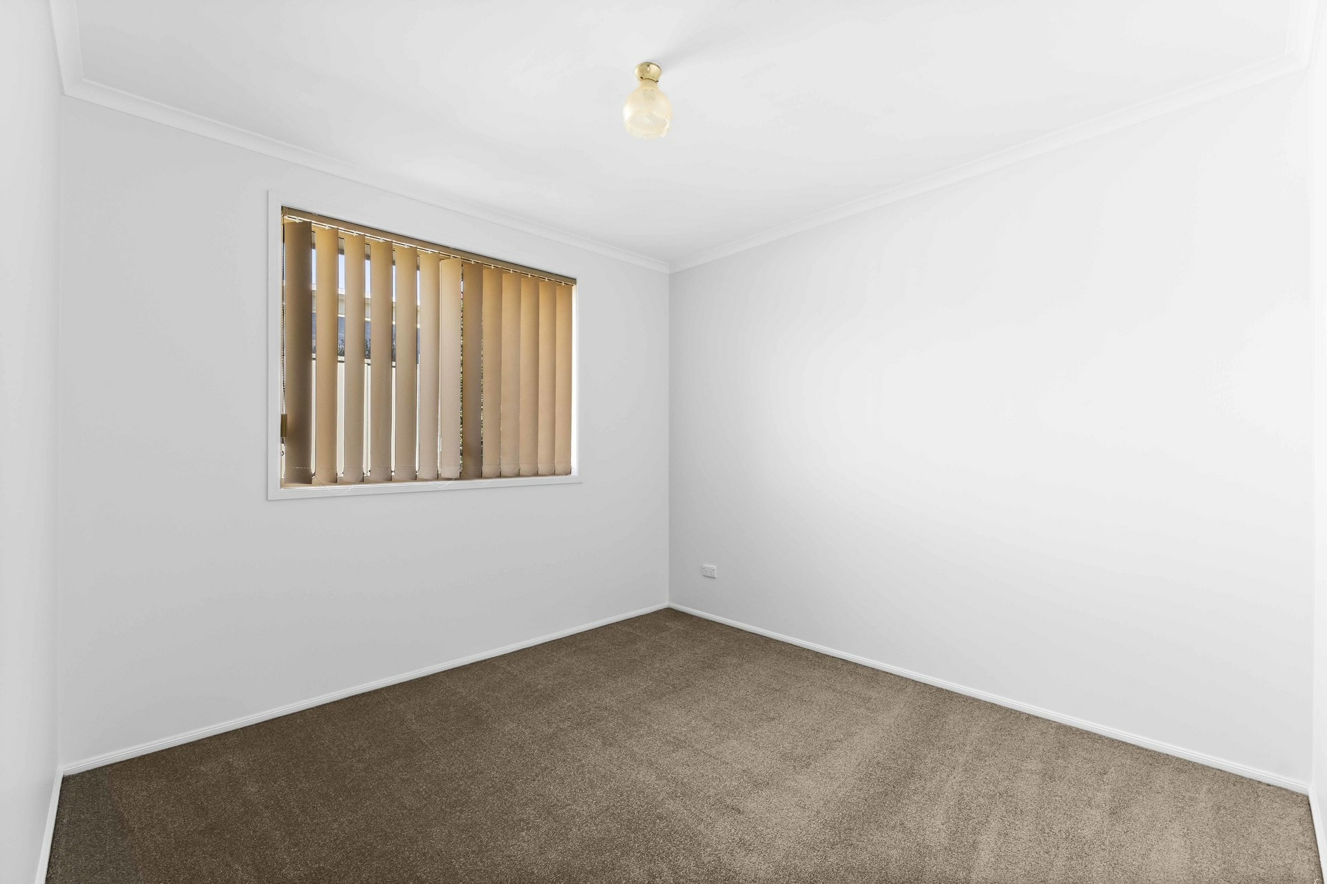 2/16 McIvor Street, KEARNEYS SPRING