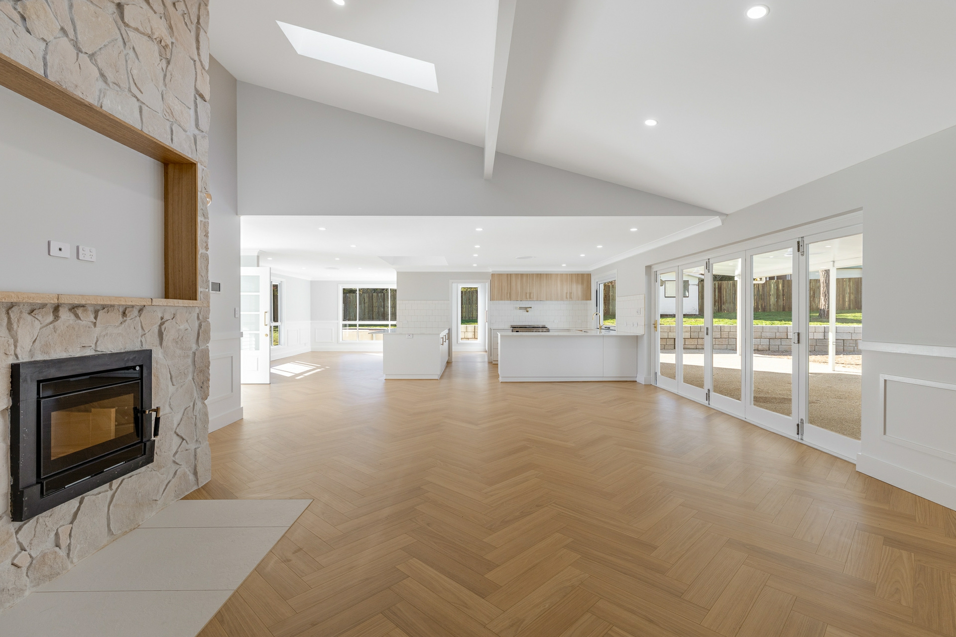 2 Glen Court, GLENVALE