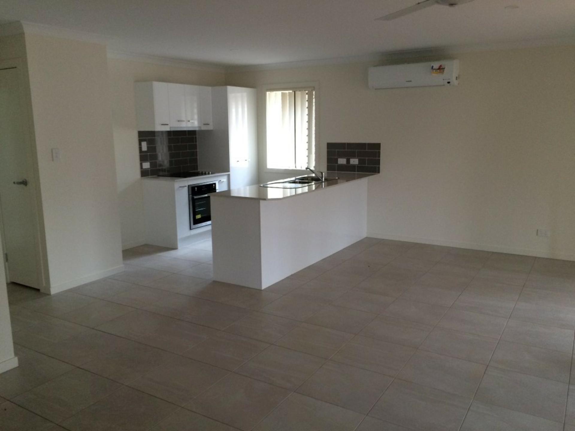 34/13 Andersson Court, HIGHFIELDS