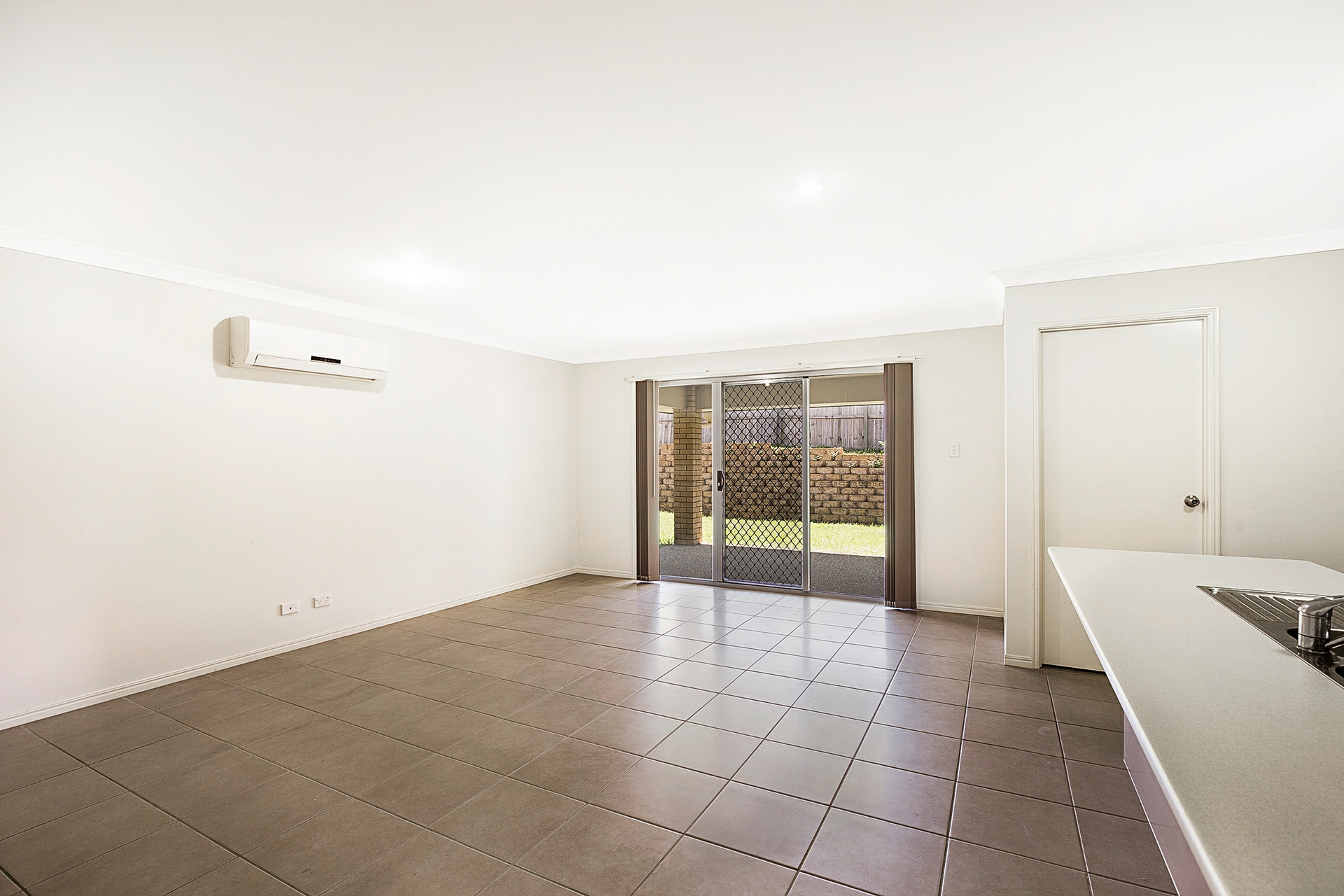 12 McMorrow Street, KEARNEYS SPRING