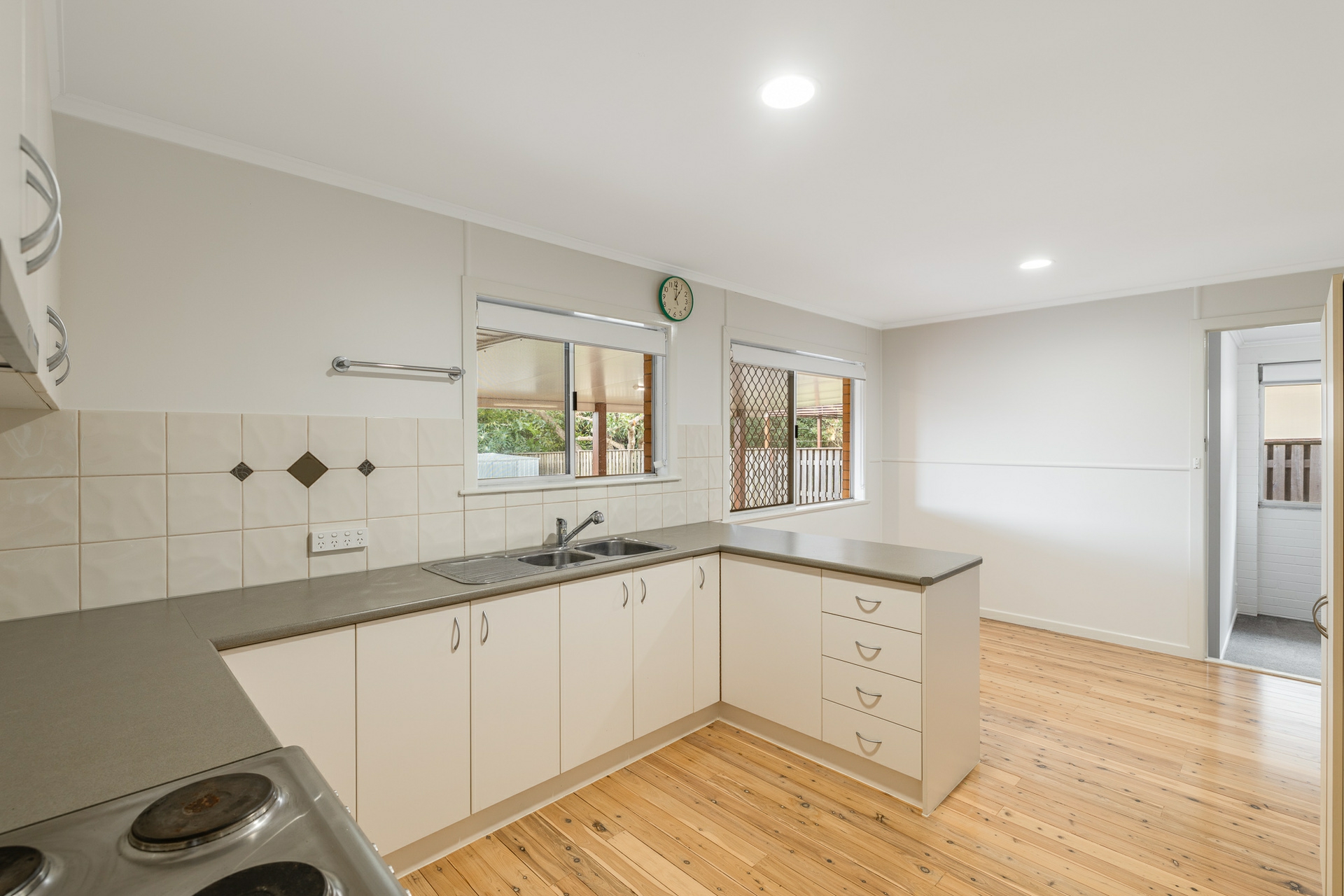 53 Rowbotham Street — photo 5 of 17