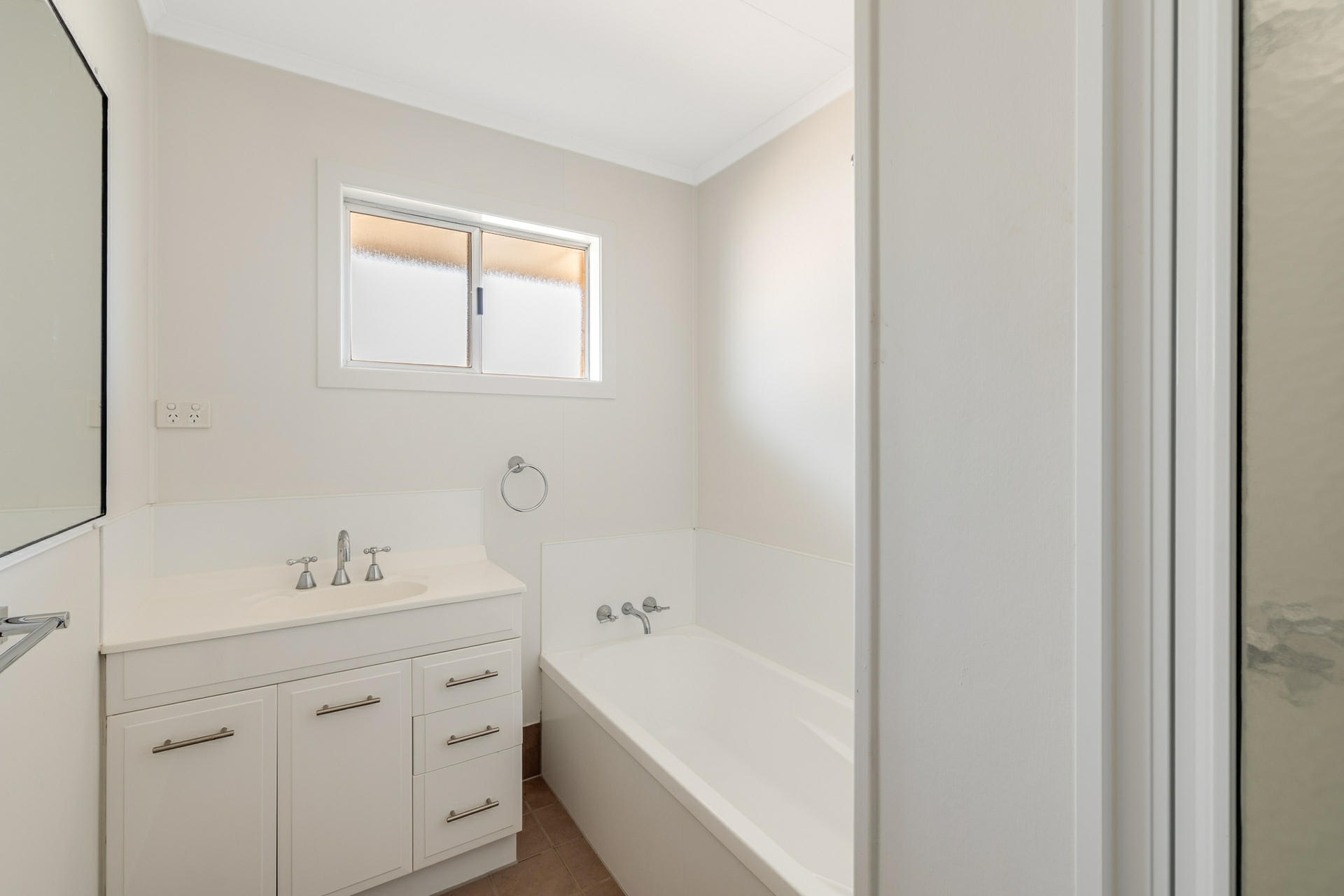 53 Rowbotham Street — photo 13 of 17