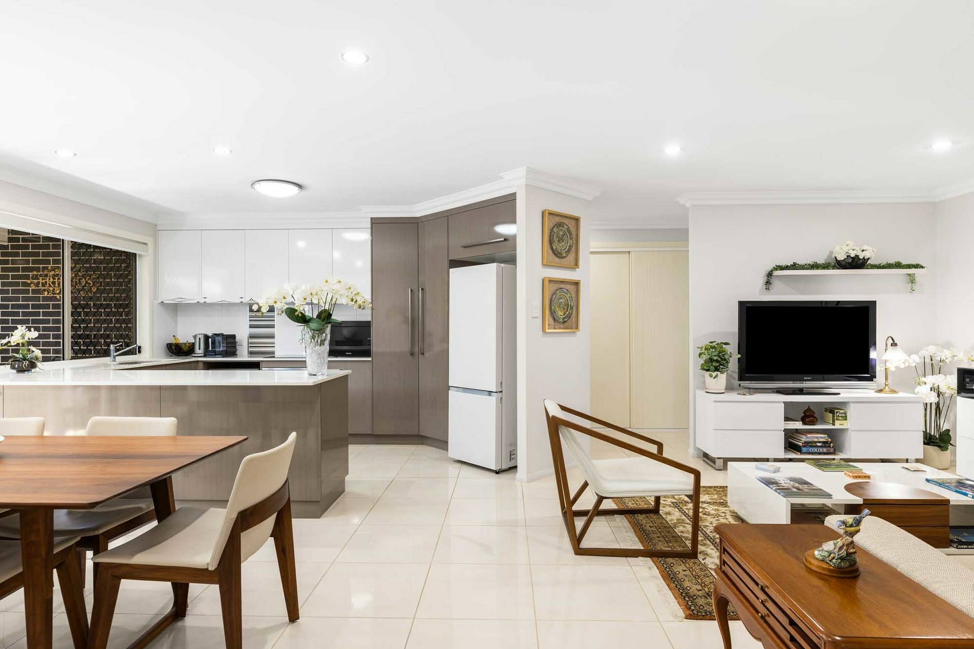 2/310A Hume Street — photo 5 of 20