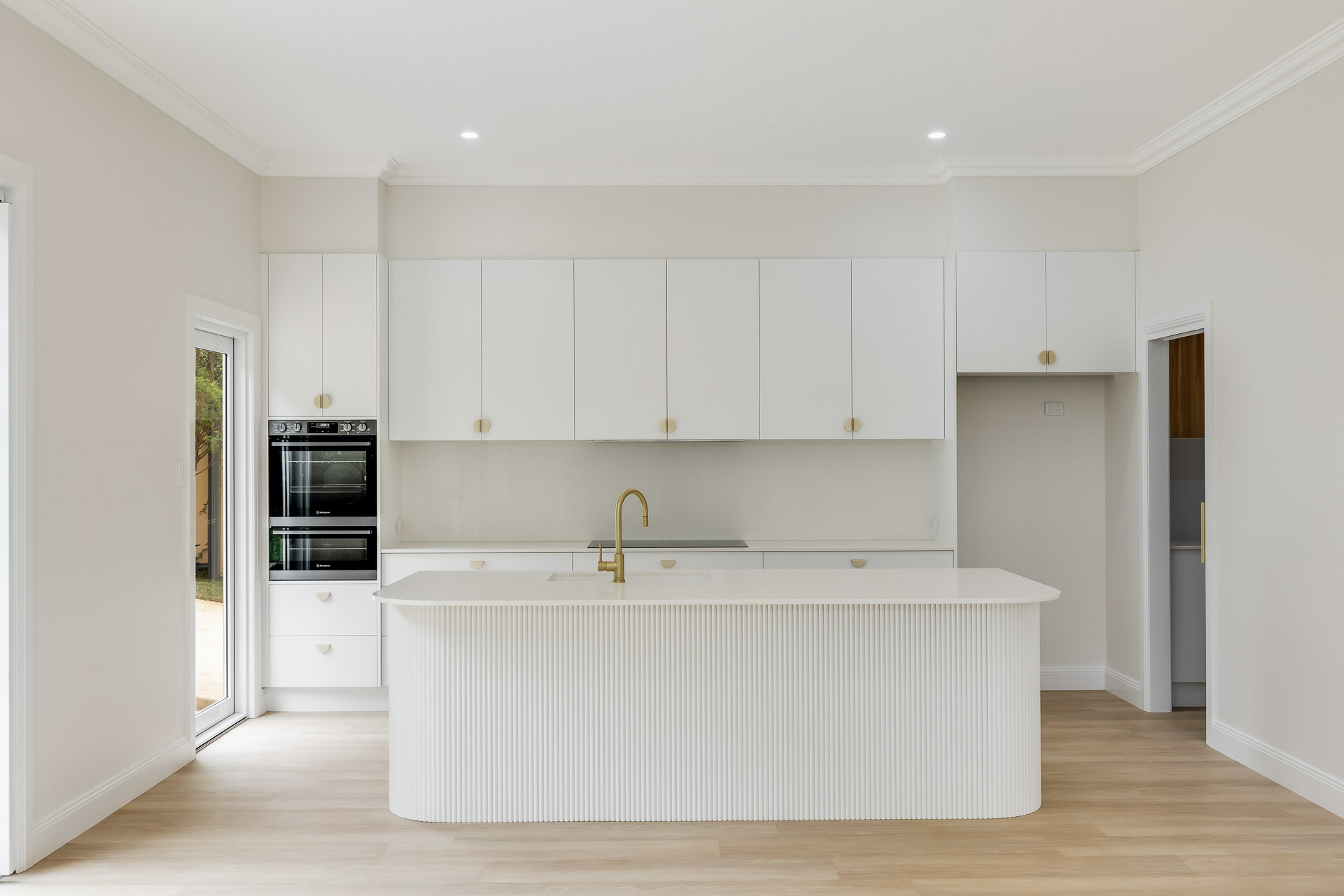 6 Loye Street — photo 4 of 25