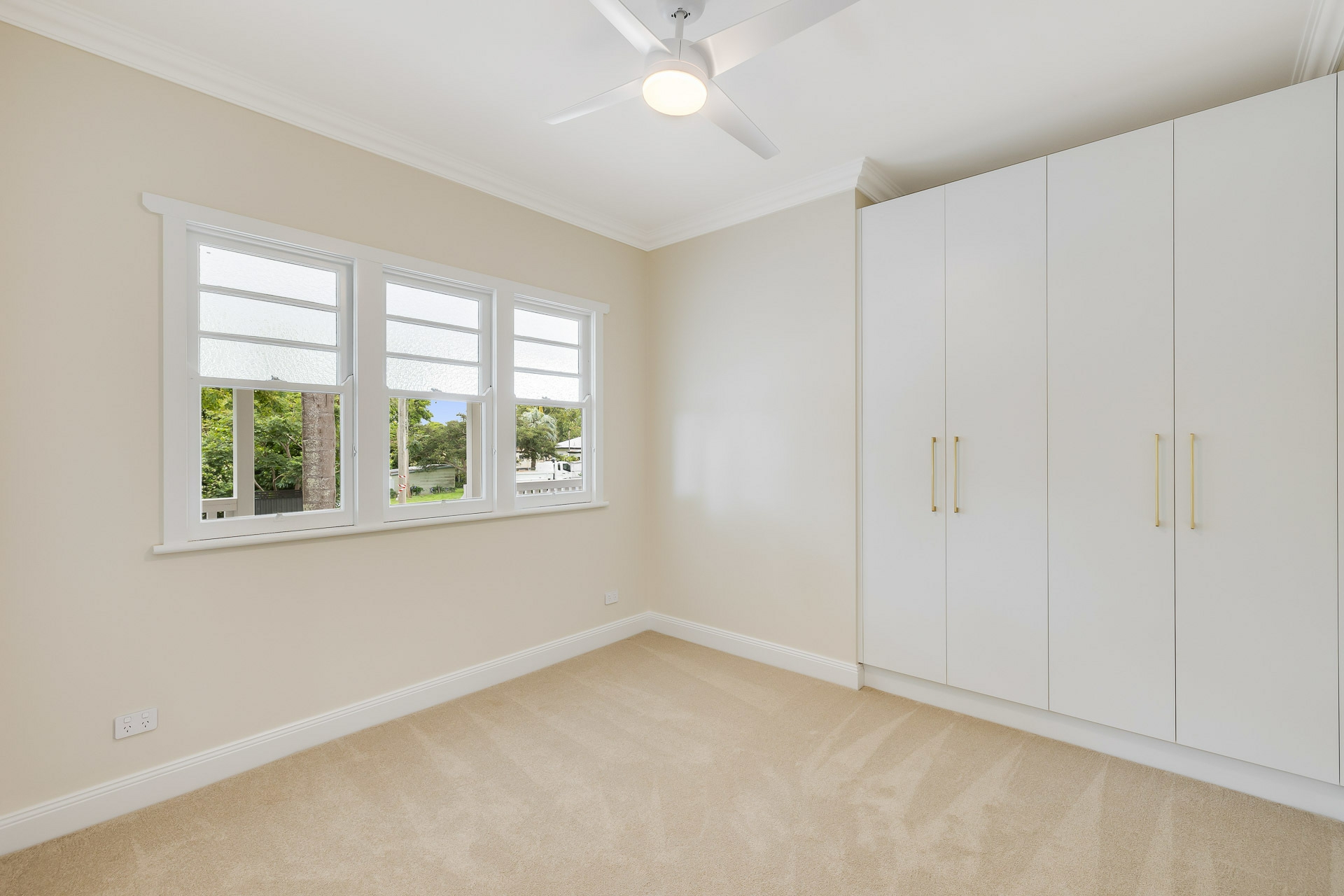 6 Loye Street — photo 10 of 25