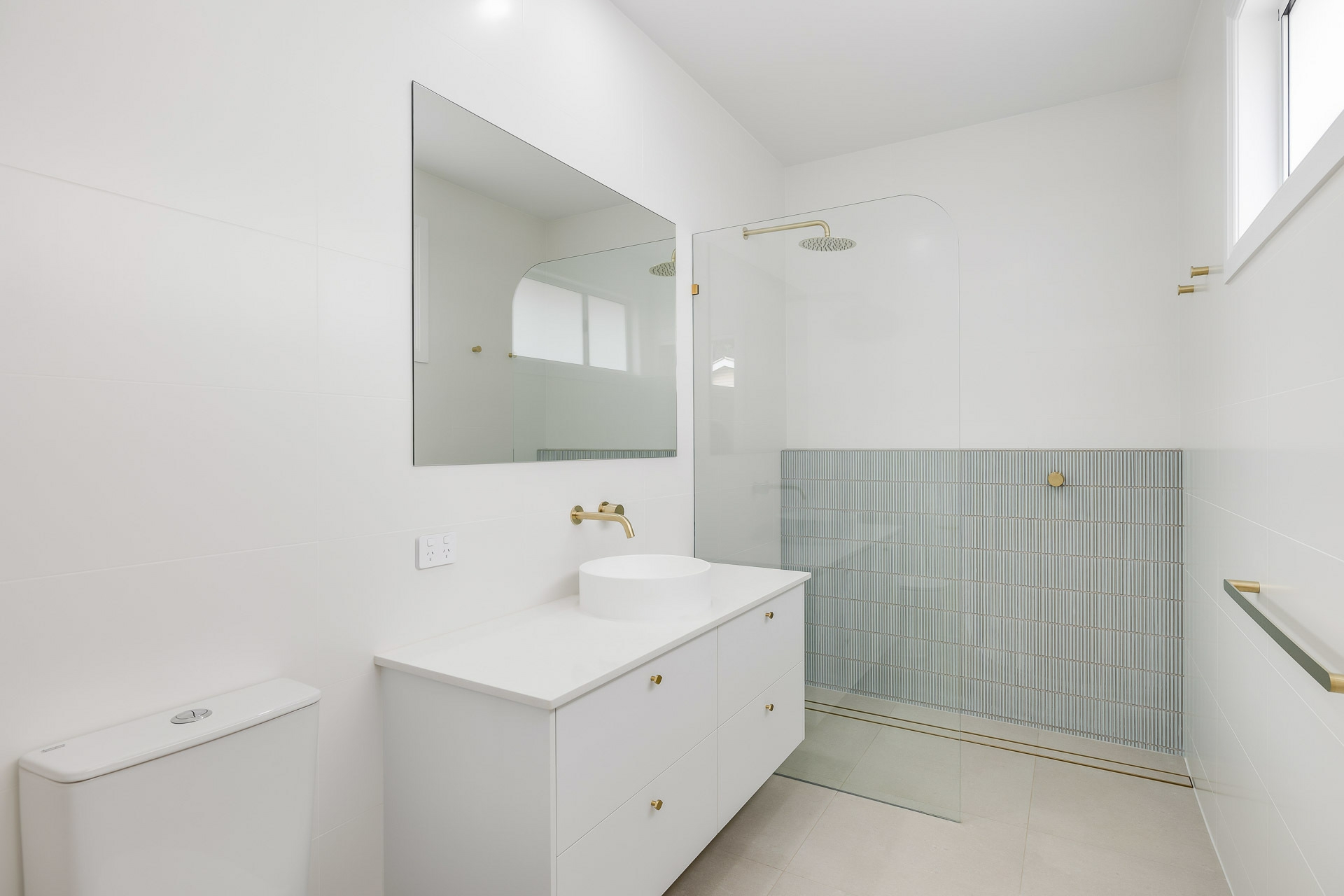 6 Loye Street — photo 16 of 25