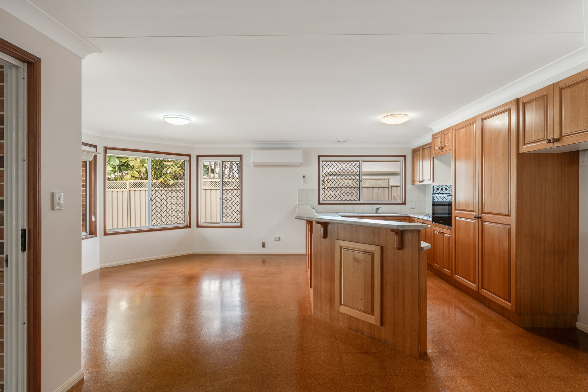 11 Jonquil Court — photo 2 of 20