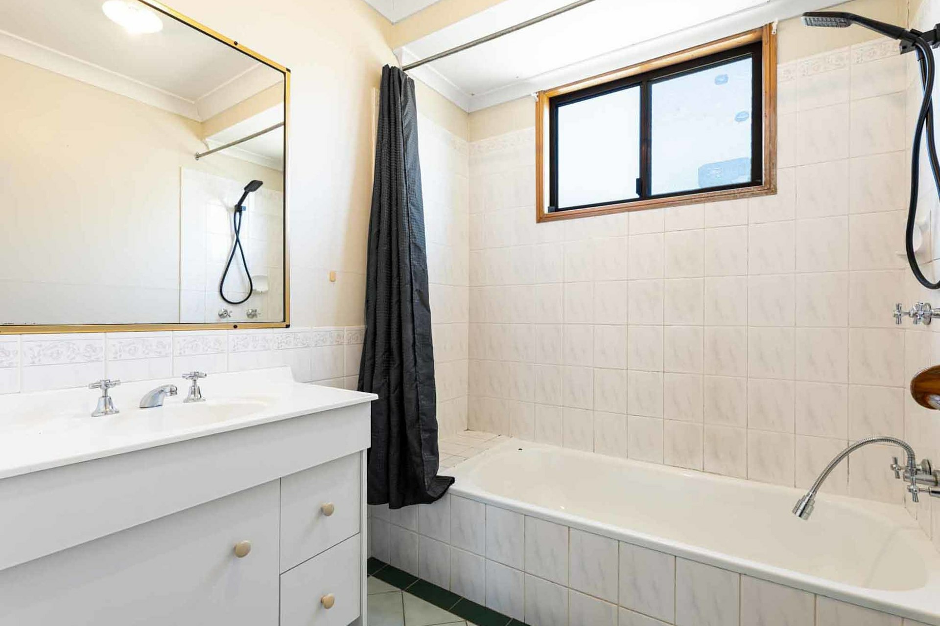 34 King Street — photo 8 of 13