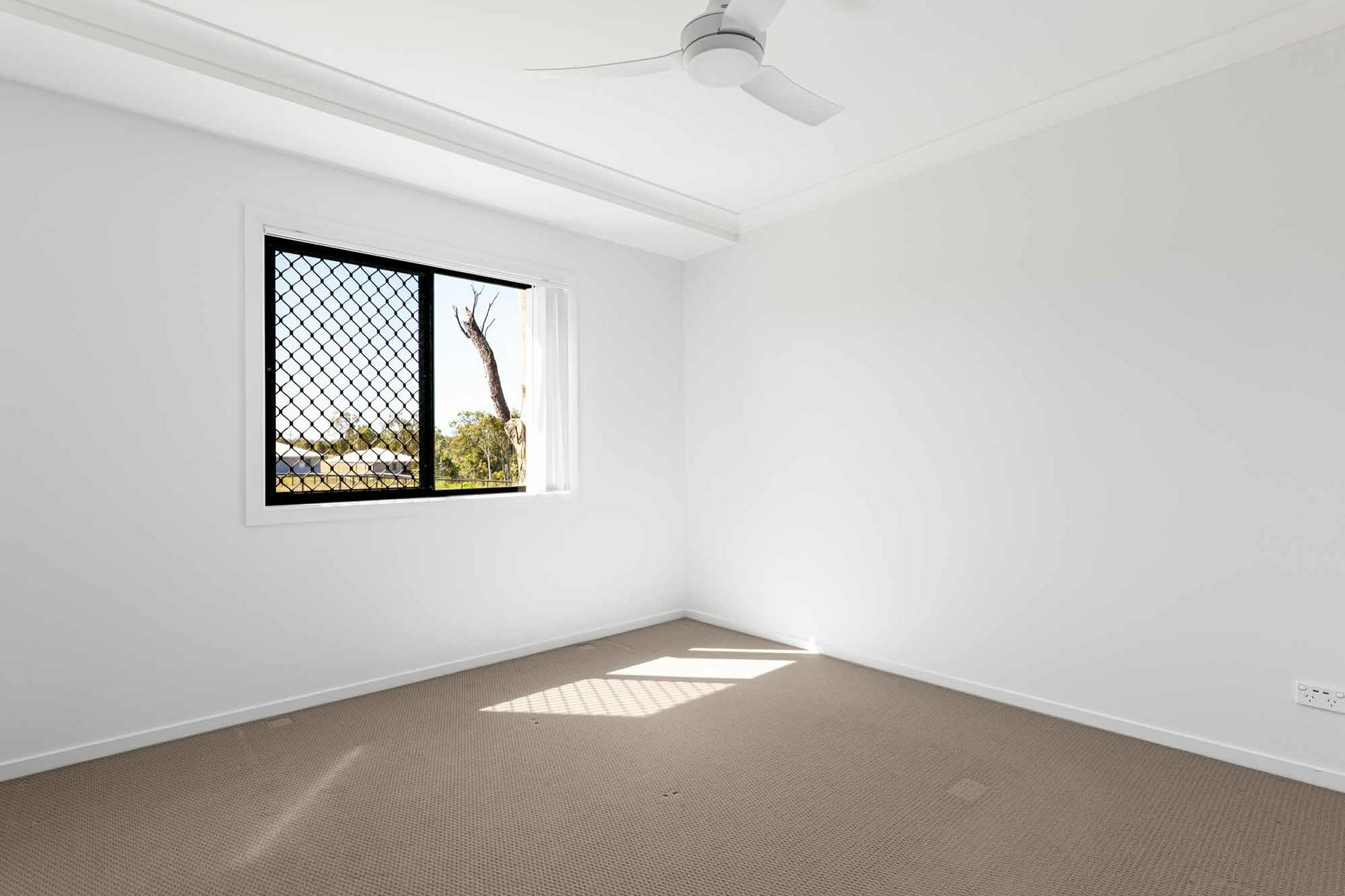 32 Aquila Drive — photo 6 of 18