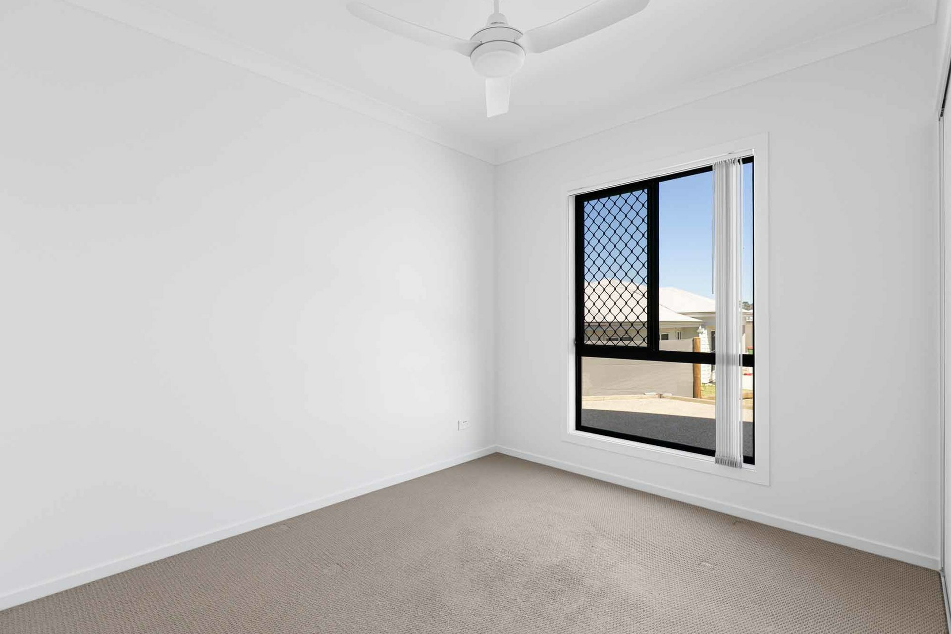 32 Aquila Drive — photo 7 of 18