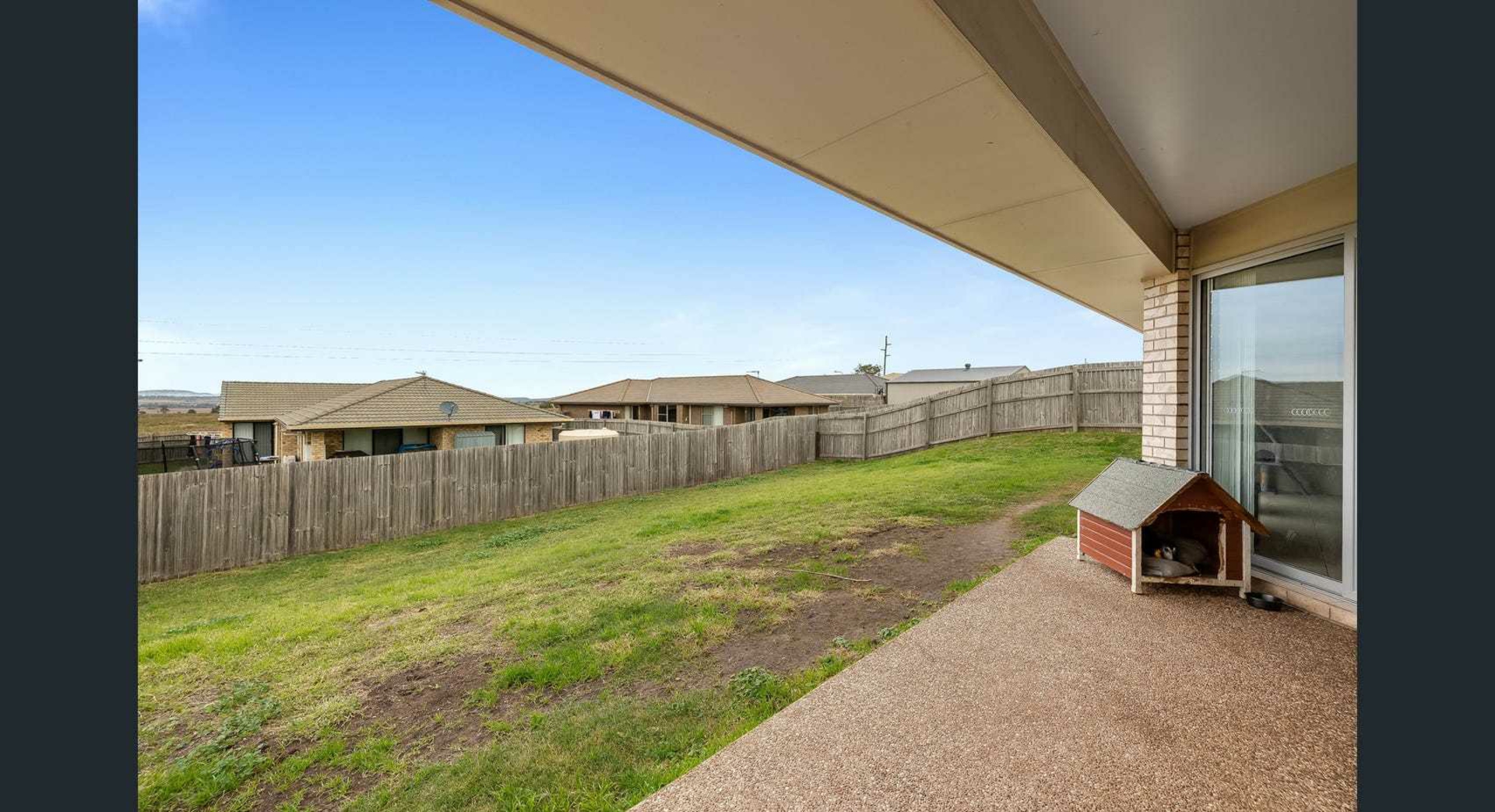 26 Cashmore Street — photo 10 of 11