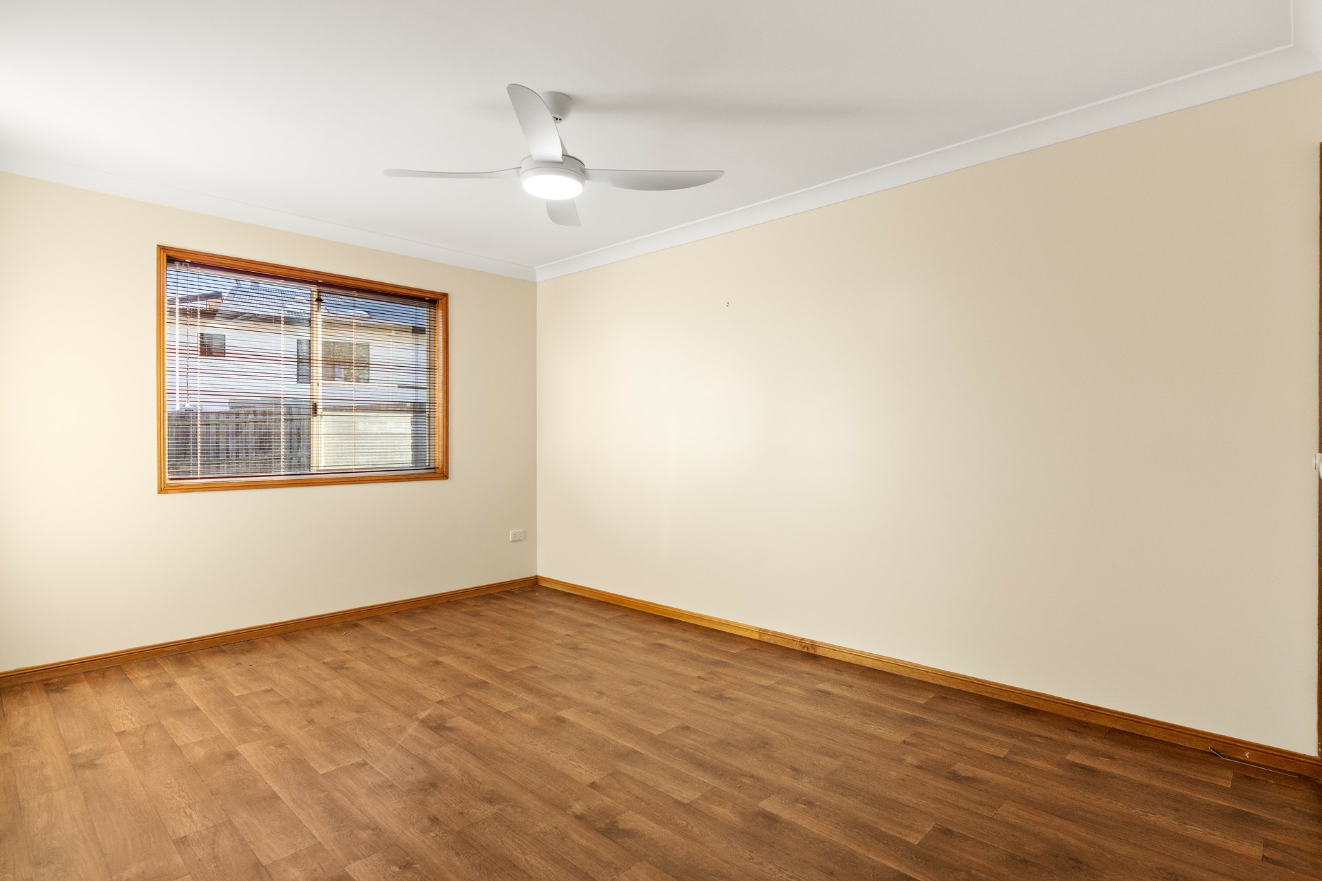 12 Merlin Court — photo 3 of 11