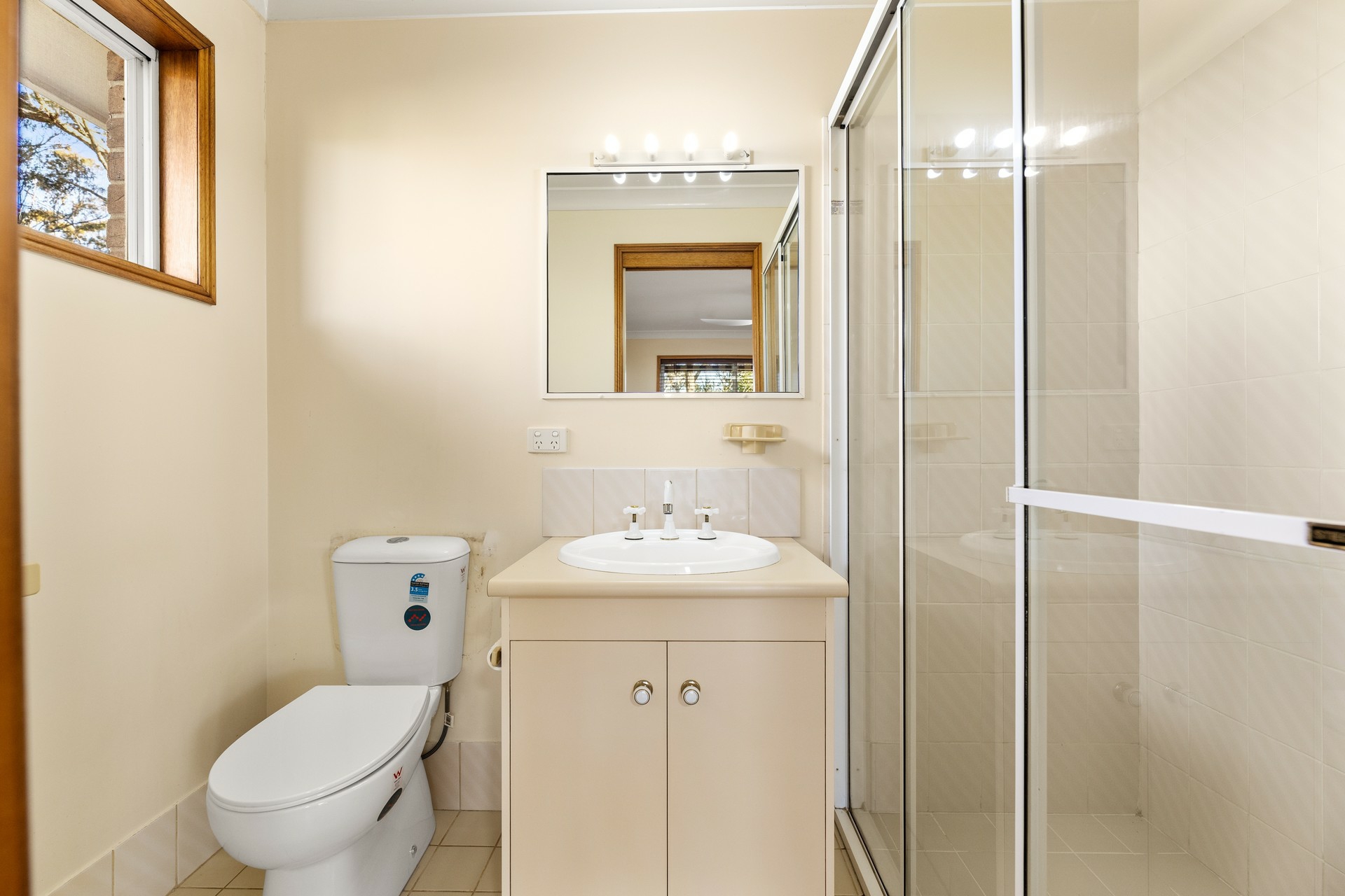 12 Merlin Court — photo 8 of 11