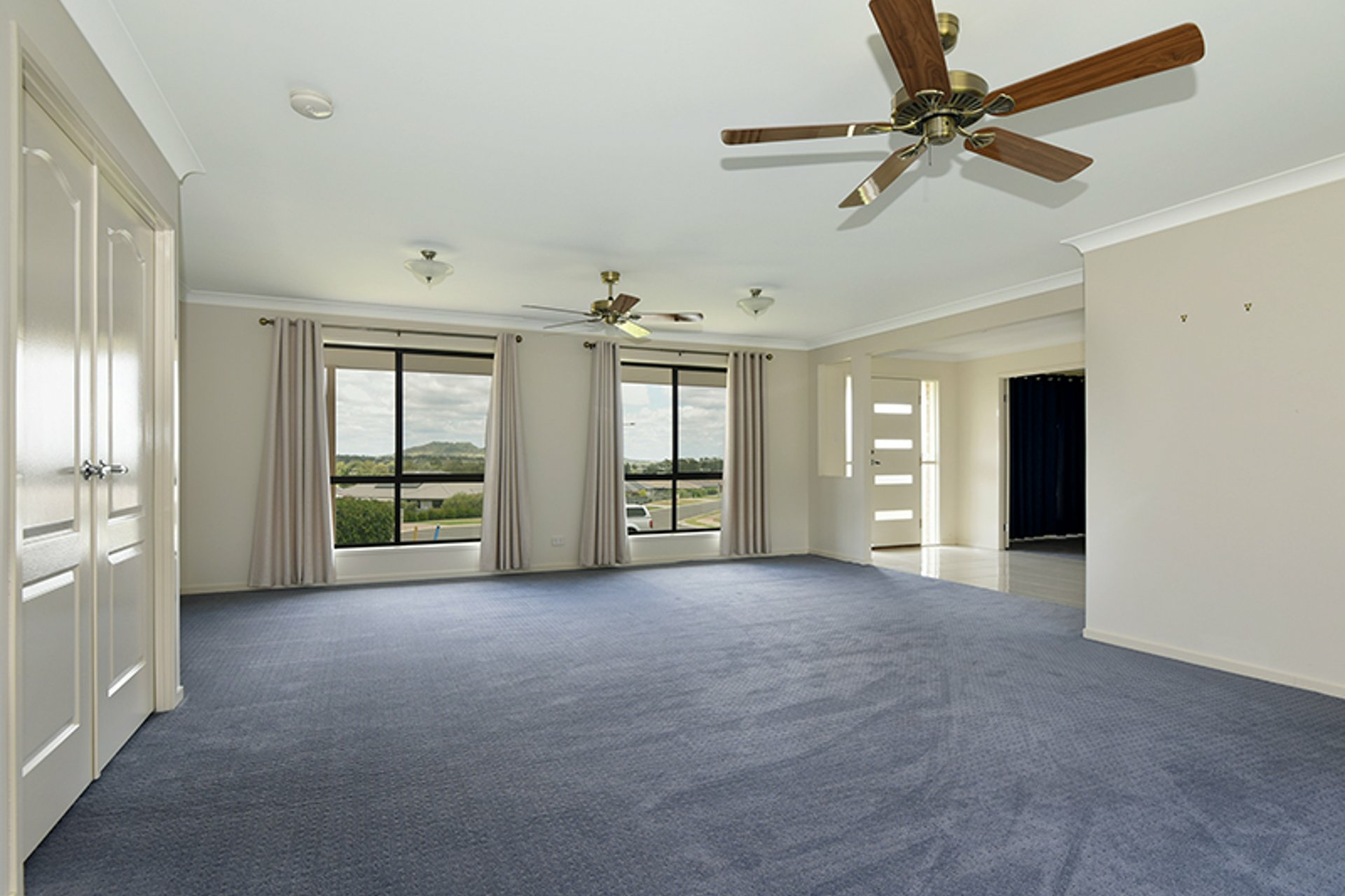 24 Tea Tree Court — photo 2 of 12
