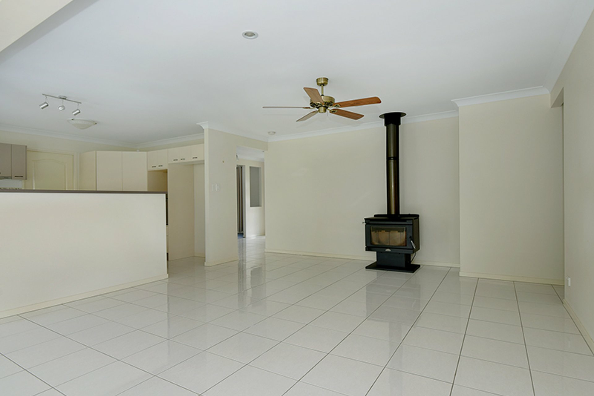 24 Tea Tree Court — photo 3 of 12