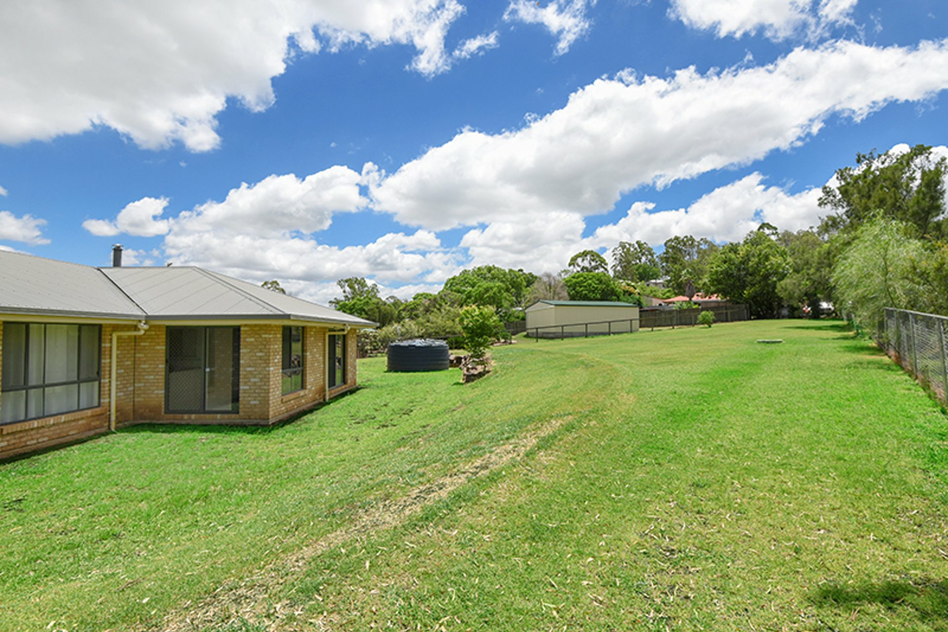 24 Tea Tree Court — photo 11 of 12