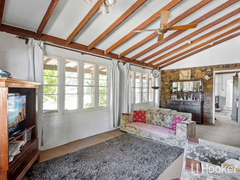 1068 Coalfields Road, WORSLEY