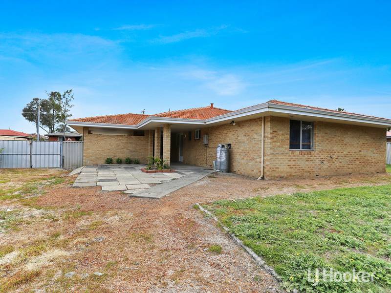5 Bolton Way, Collie