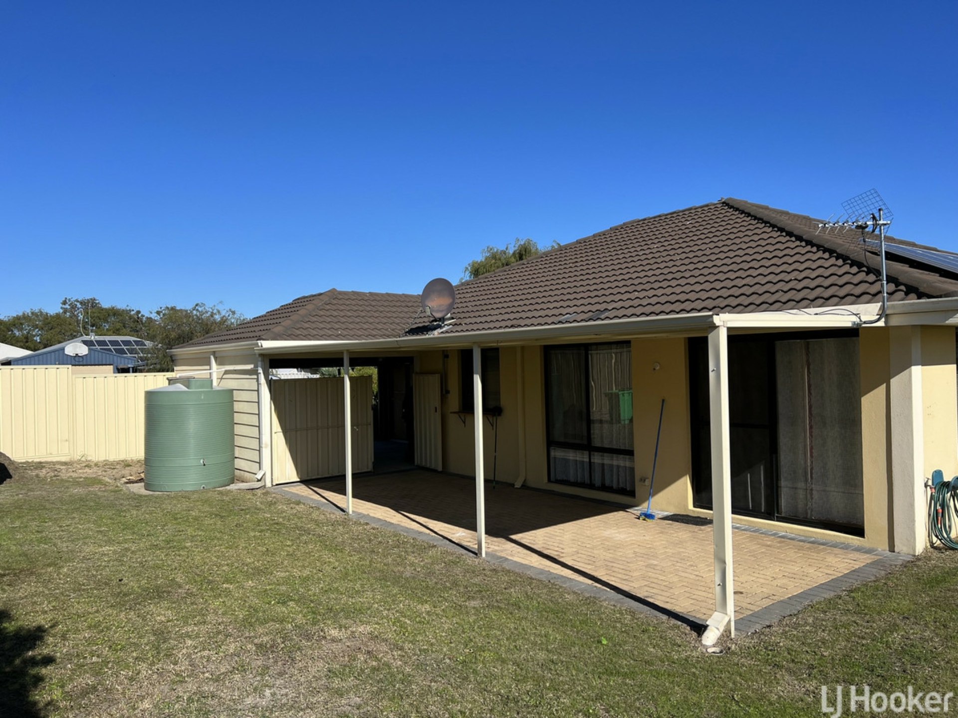 16 Jasmine Way, GLEN IRIS