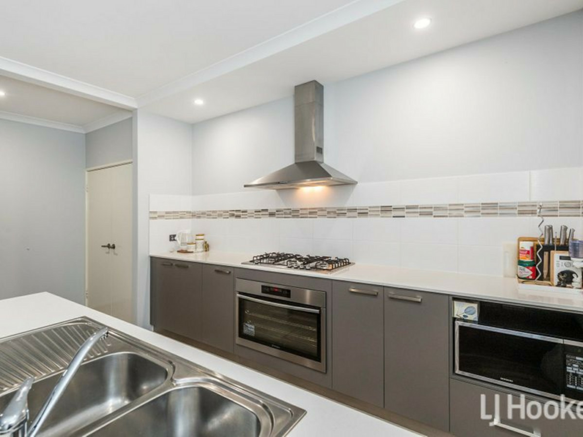 25 Melaleuca Drive, COLLEGE GROVE