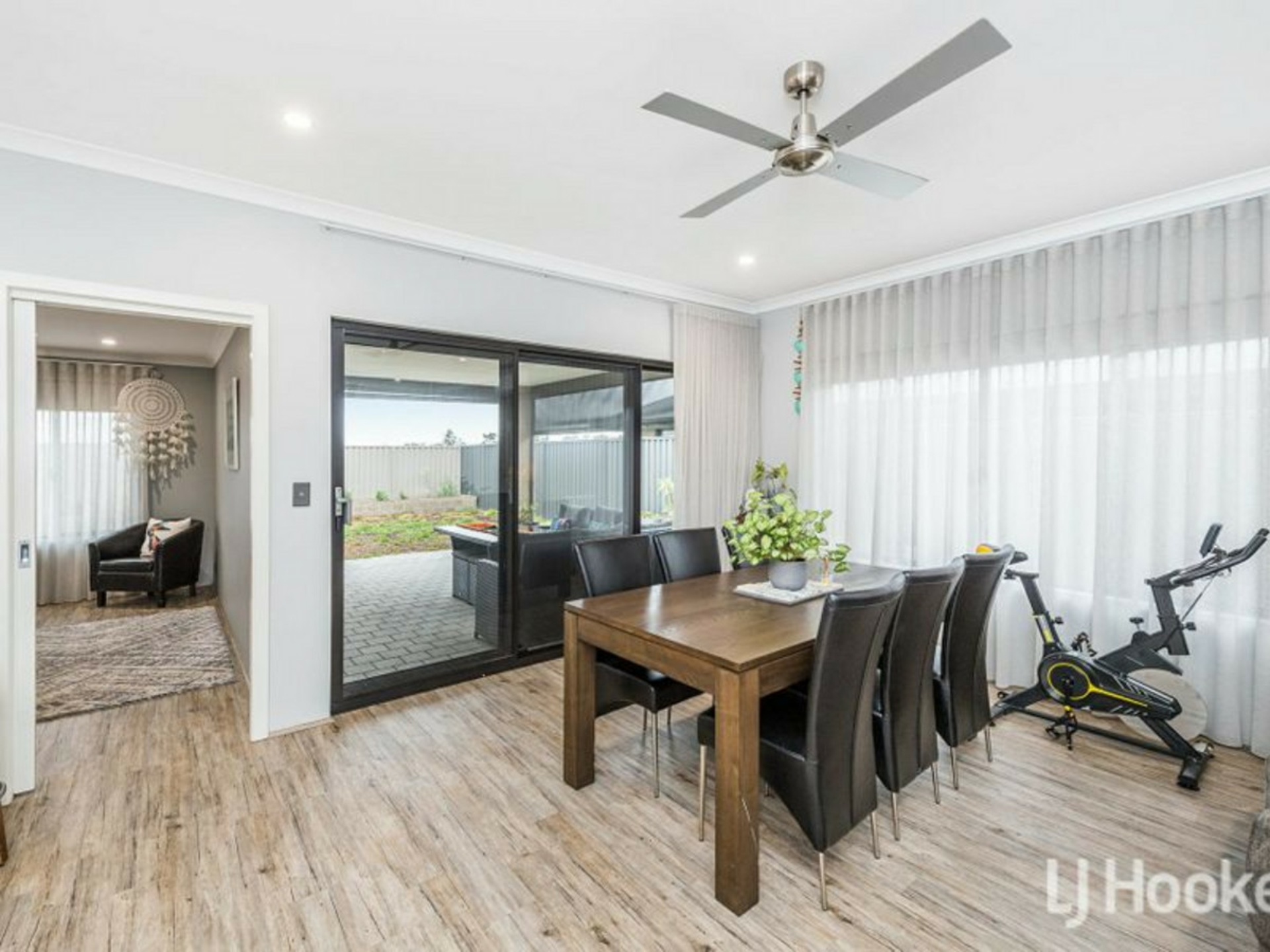 25 Melaleuca Drive, COLLEGE GROVE