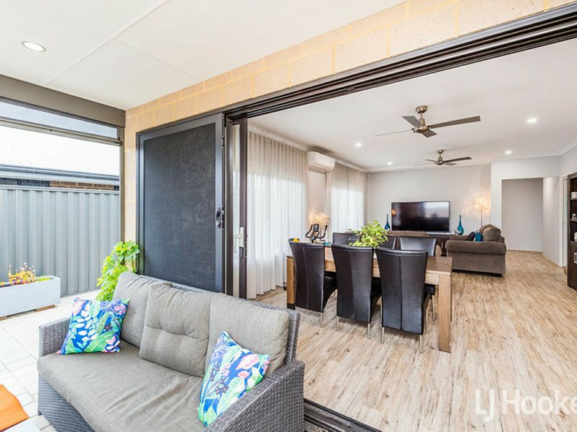 25 Melaleuca Drive, COLLEGE GROVE