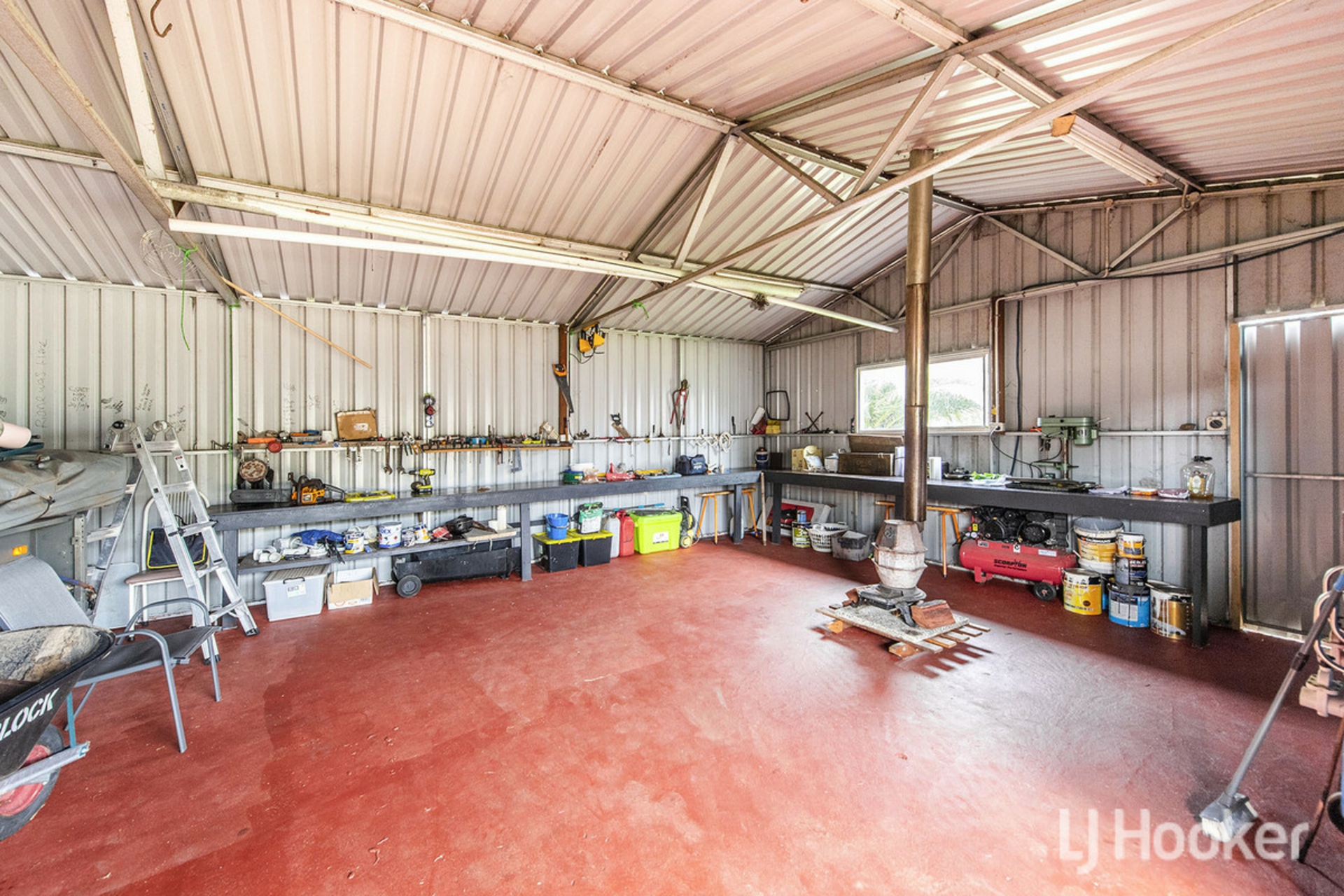 60 Swanstone Street Collie WA
