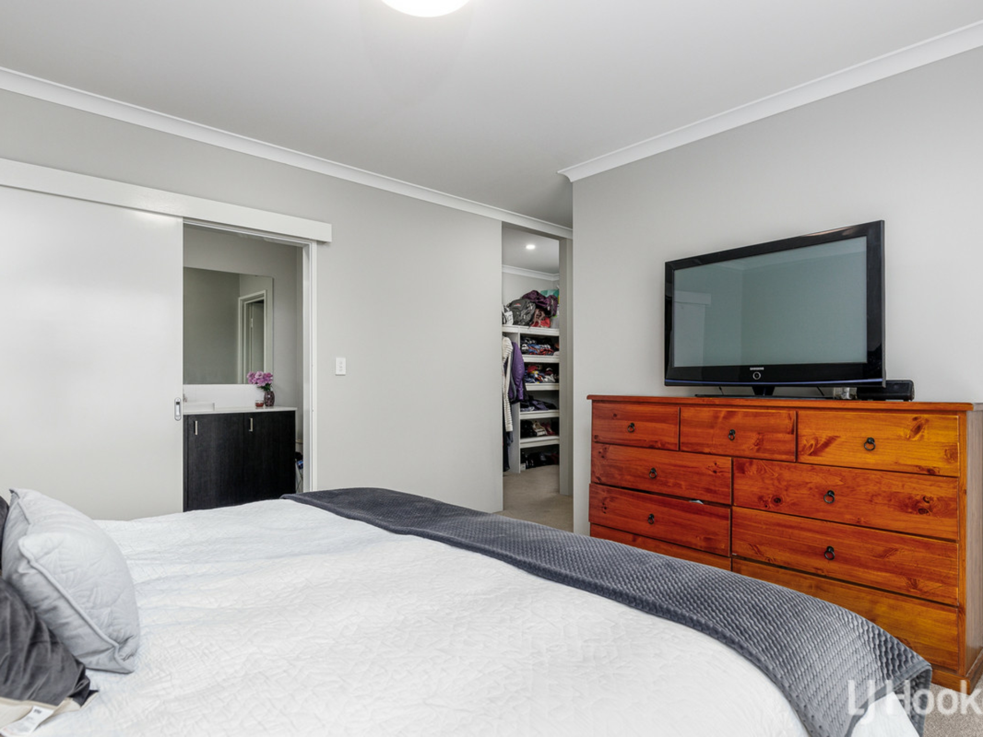 33 Solstice Way, AUSTRALIND