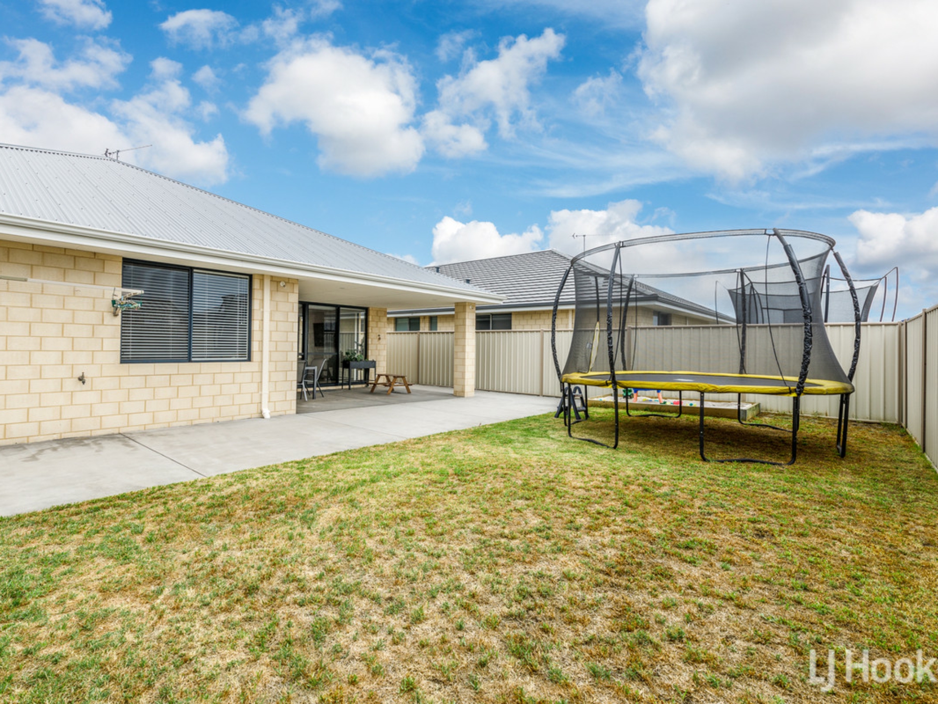 33 Solstice Way, AUSTRALIND