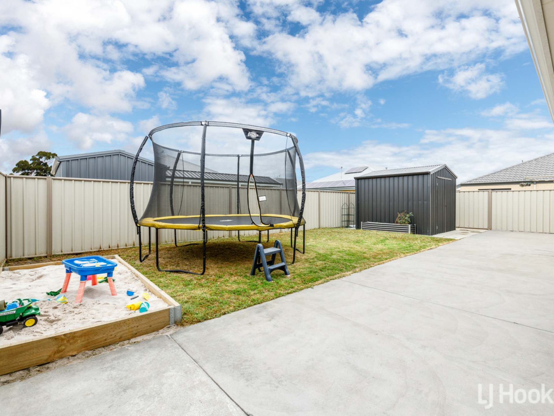 33 Solstice Way, AUSTRALIND