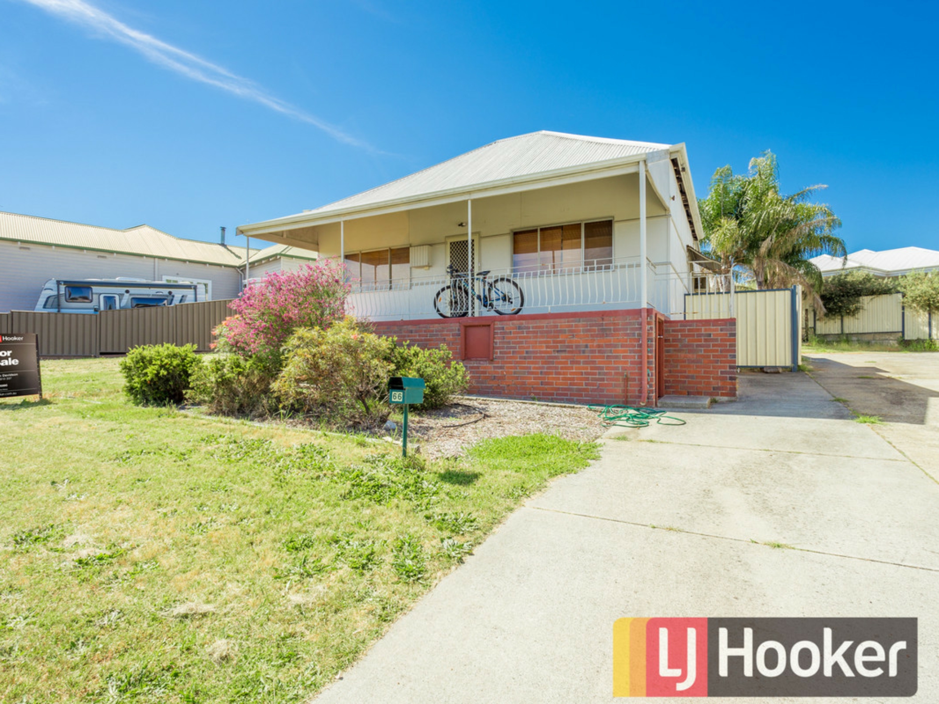 66 Deakin Street, Collie