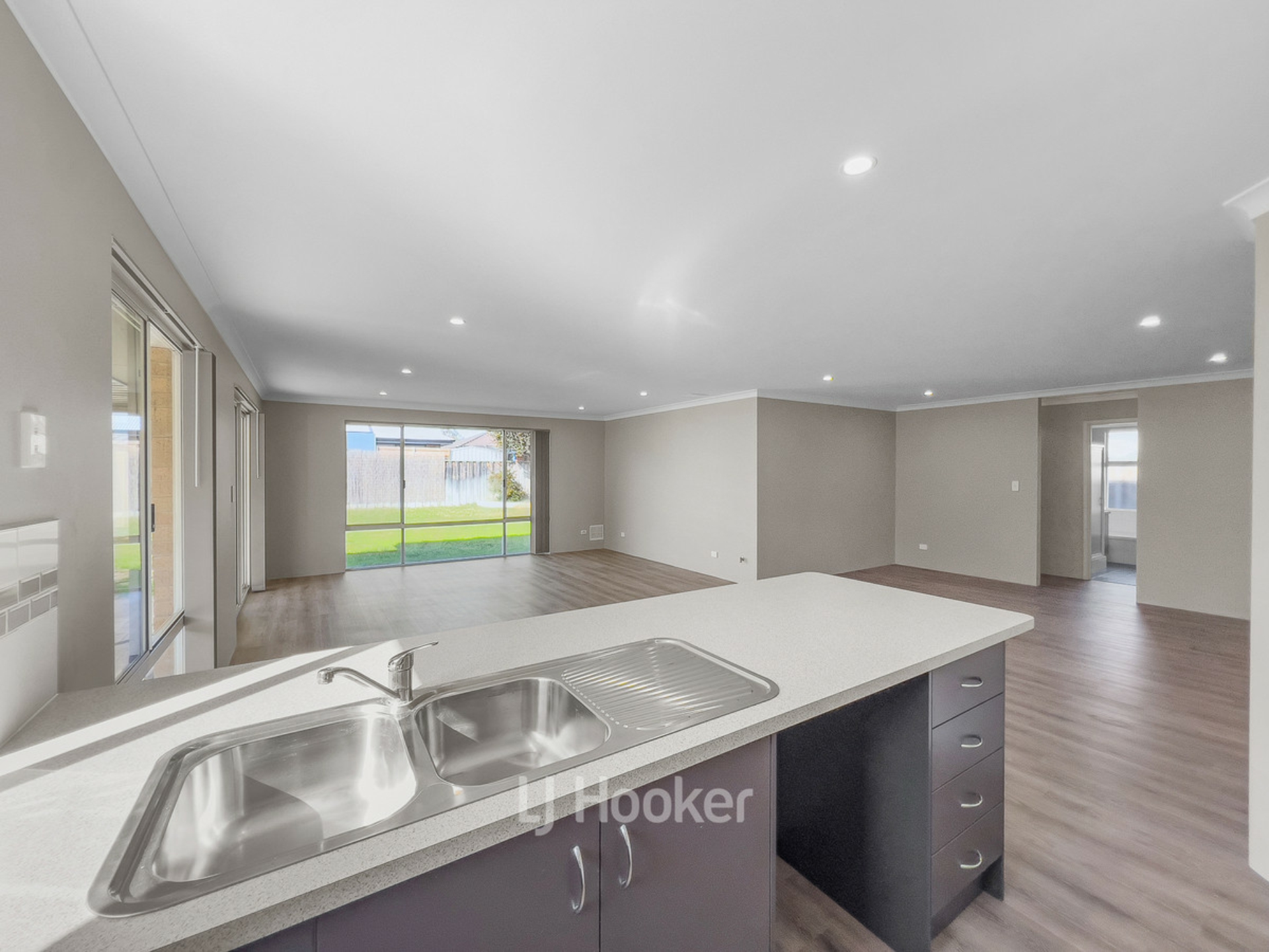 32 Rosebery Lane, AUSTRALIND