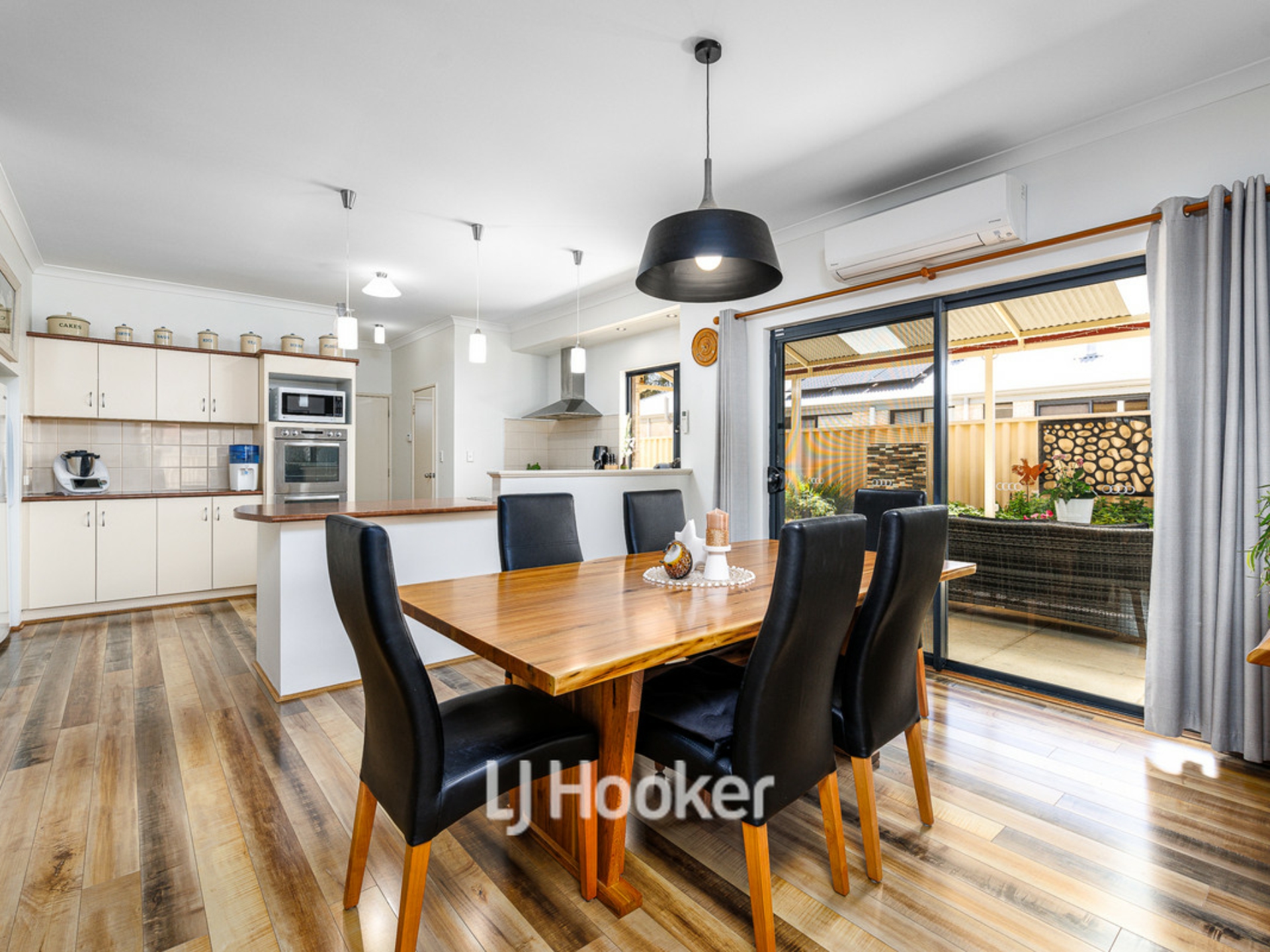 10 Avon Gardens, MILLBRIDGE