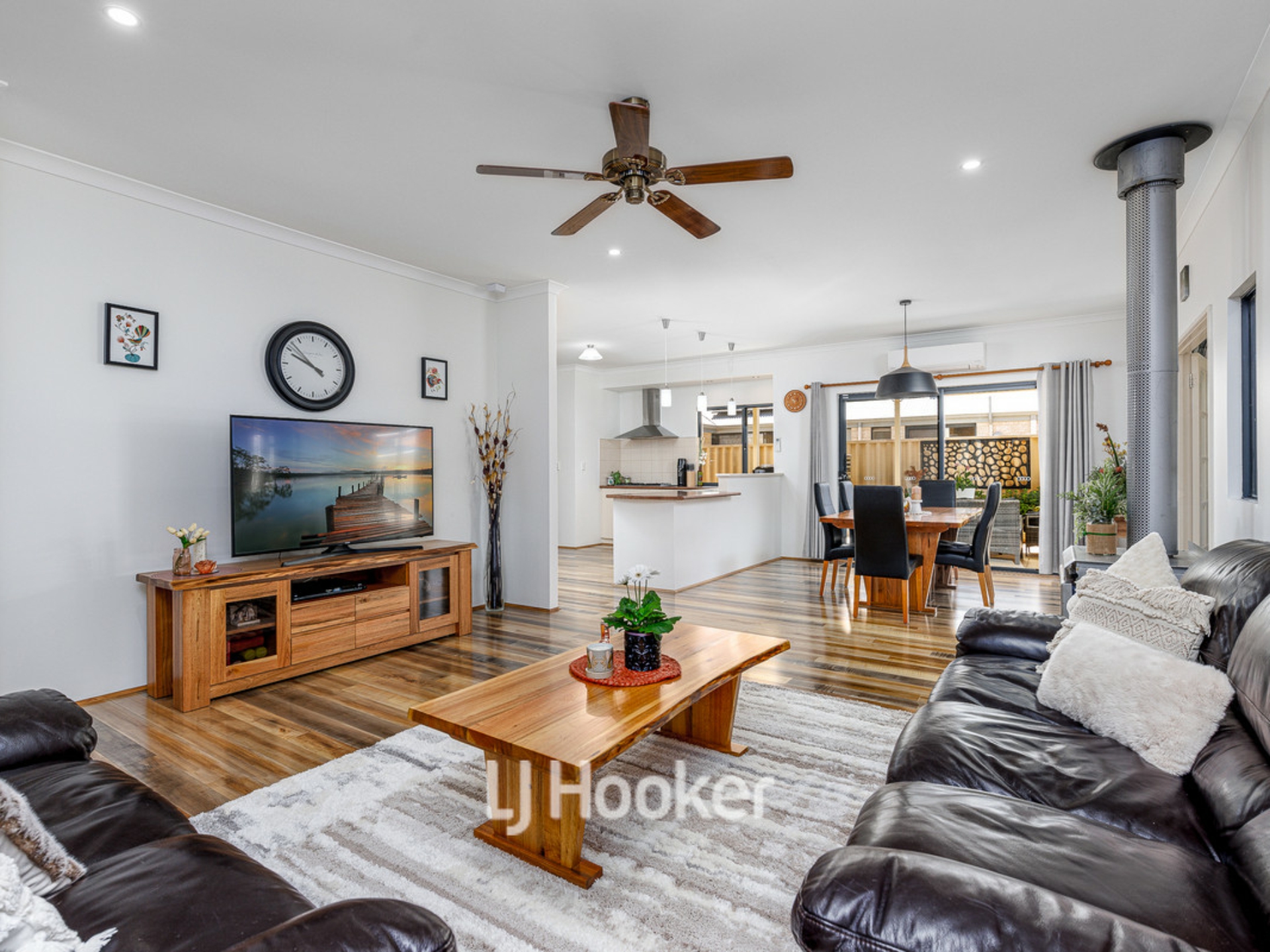 10 Avon Gardens, MILLBRIDGE