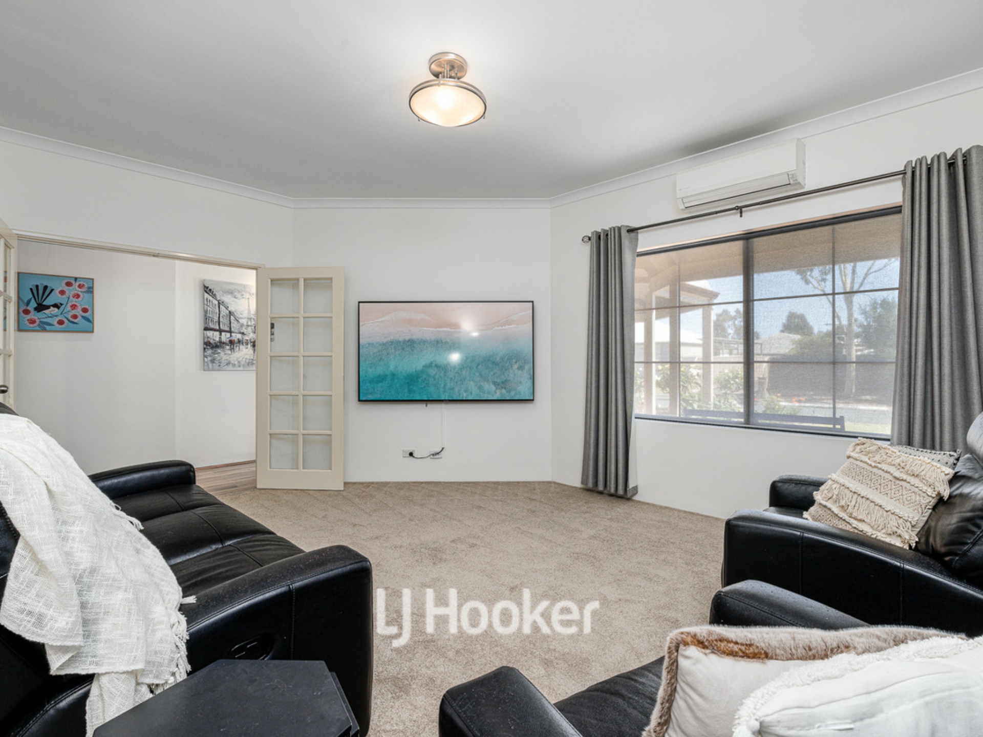 10 Avon Gardens, MILLBRIDGE