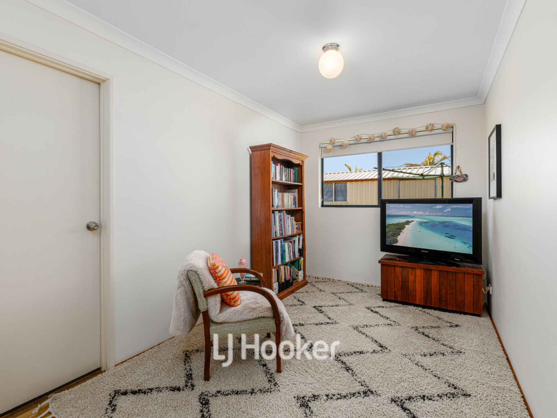 10 Avon Gardens, MILLBRIDGE