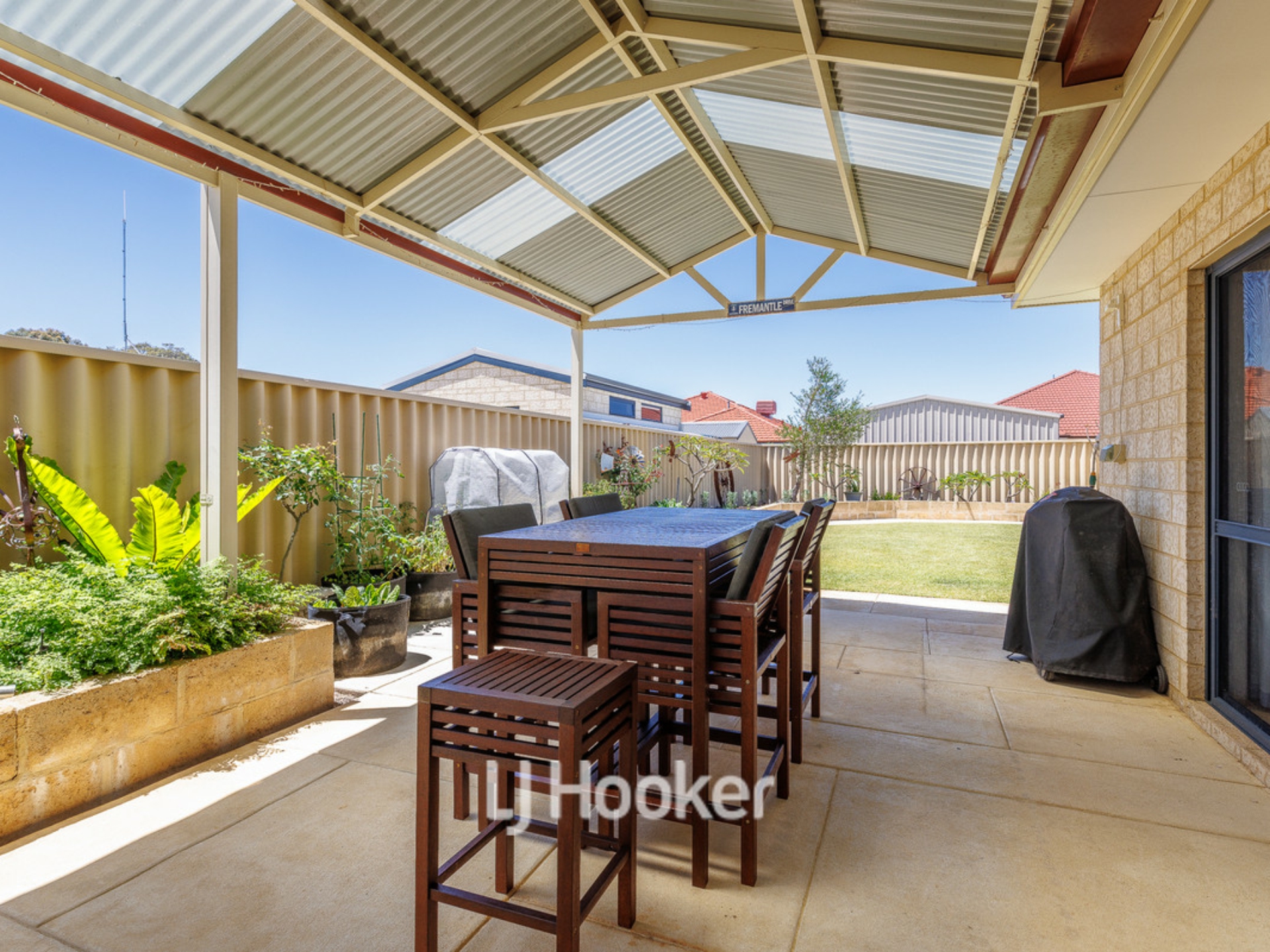 10 Avon Gardens, MILLBRIDGE