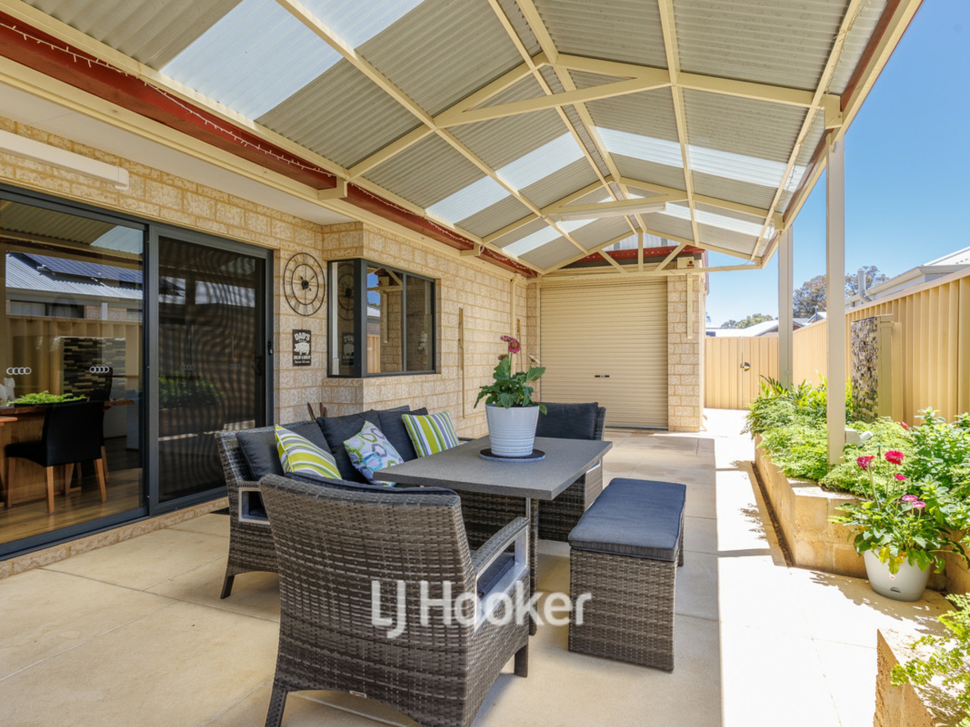10 Avon Gardens, MILLBRIDGE