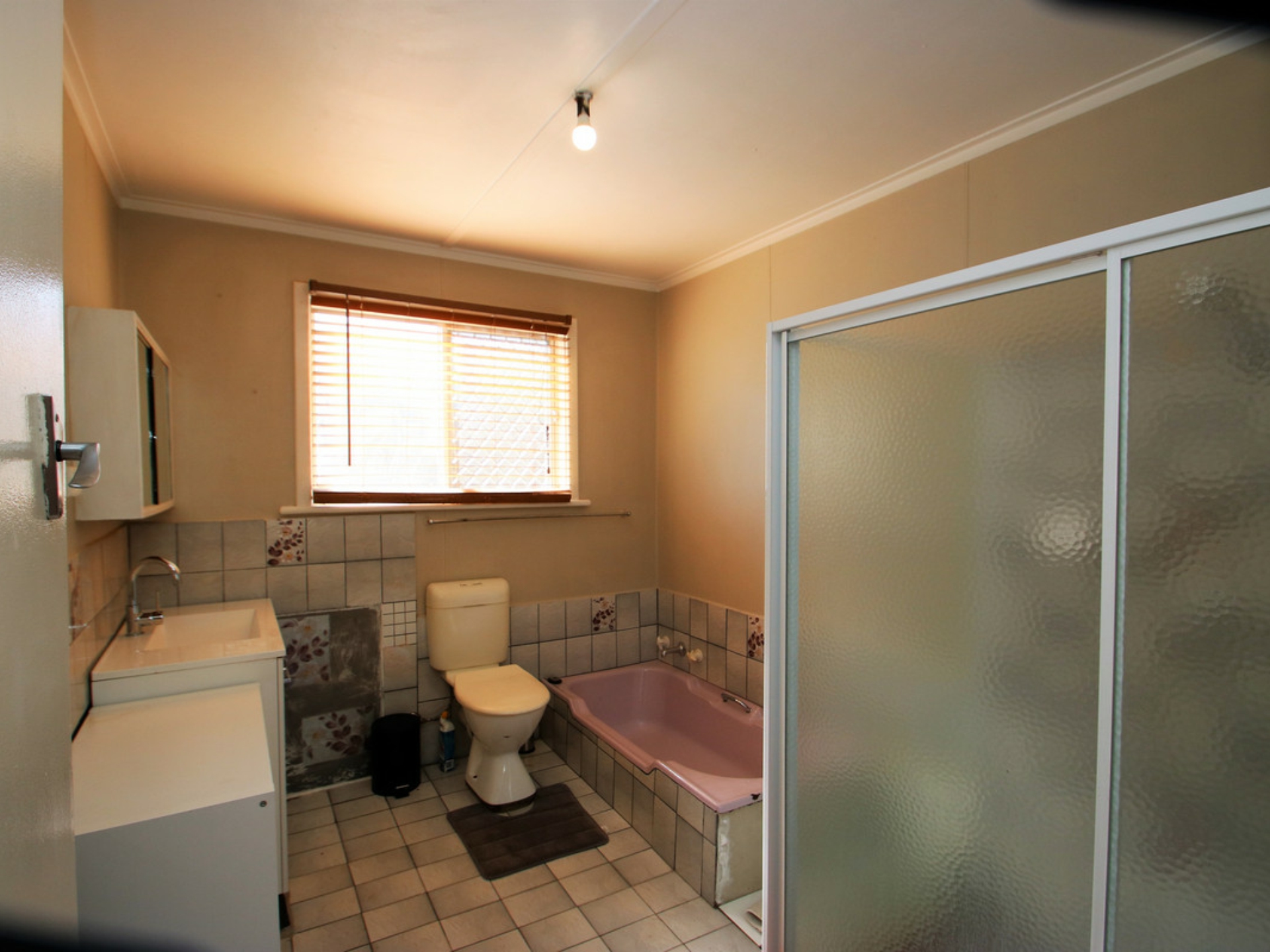 66 Deakin Street, COLLIE