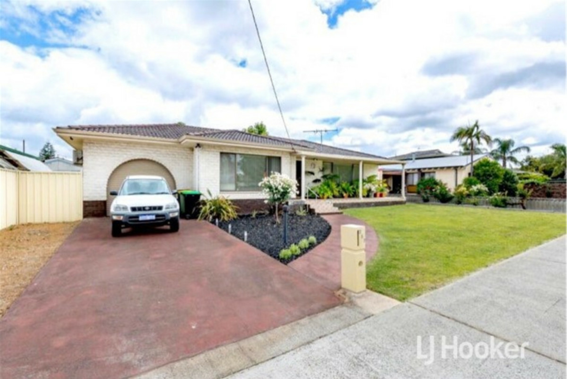 257 Steere Street North, Collie