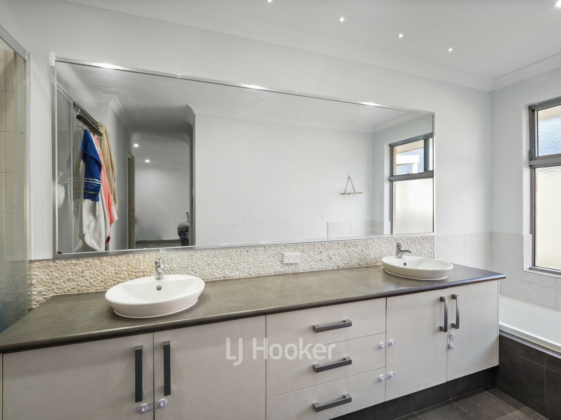 248 Dunsborough Lakes Drive, DUNSBOROUGH