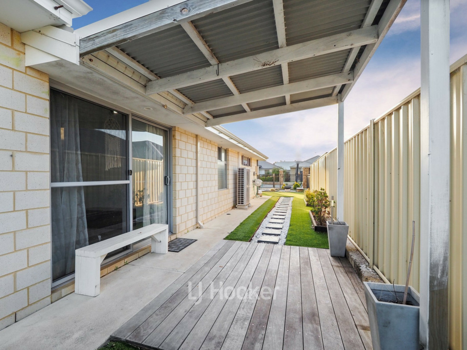 248 Dunsborough Lakes Drive, DUNSBOROUGH