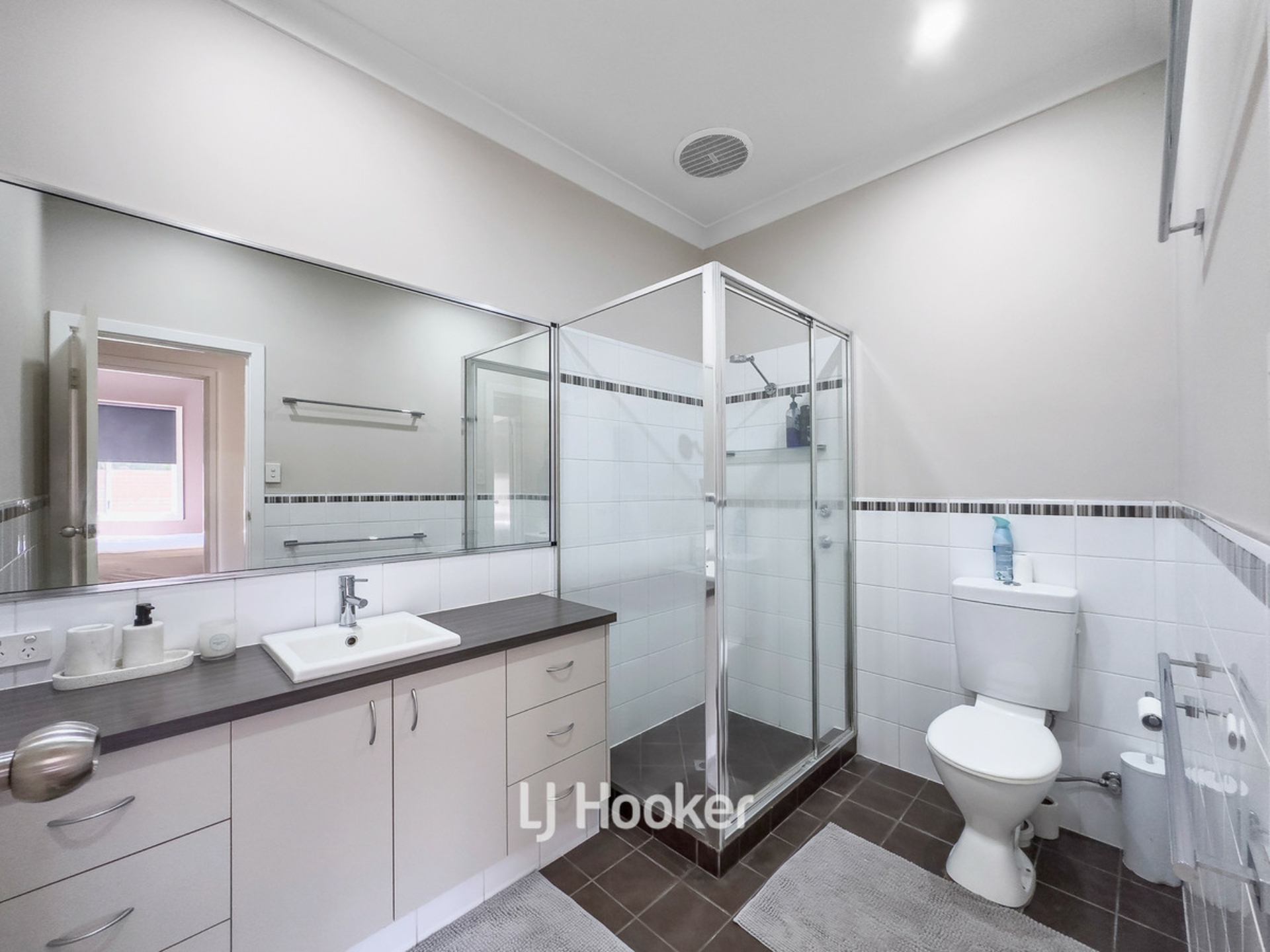 160 Forrest Avenue, CAREY PARK