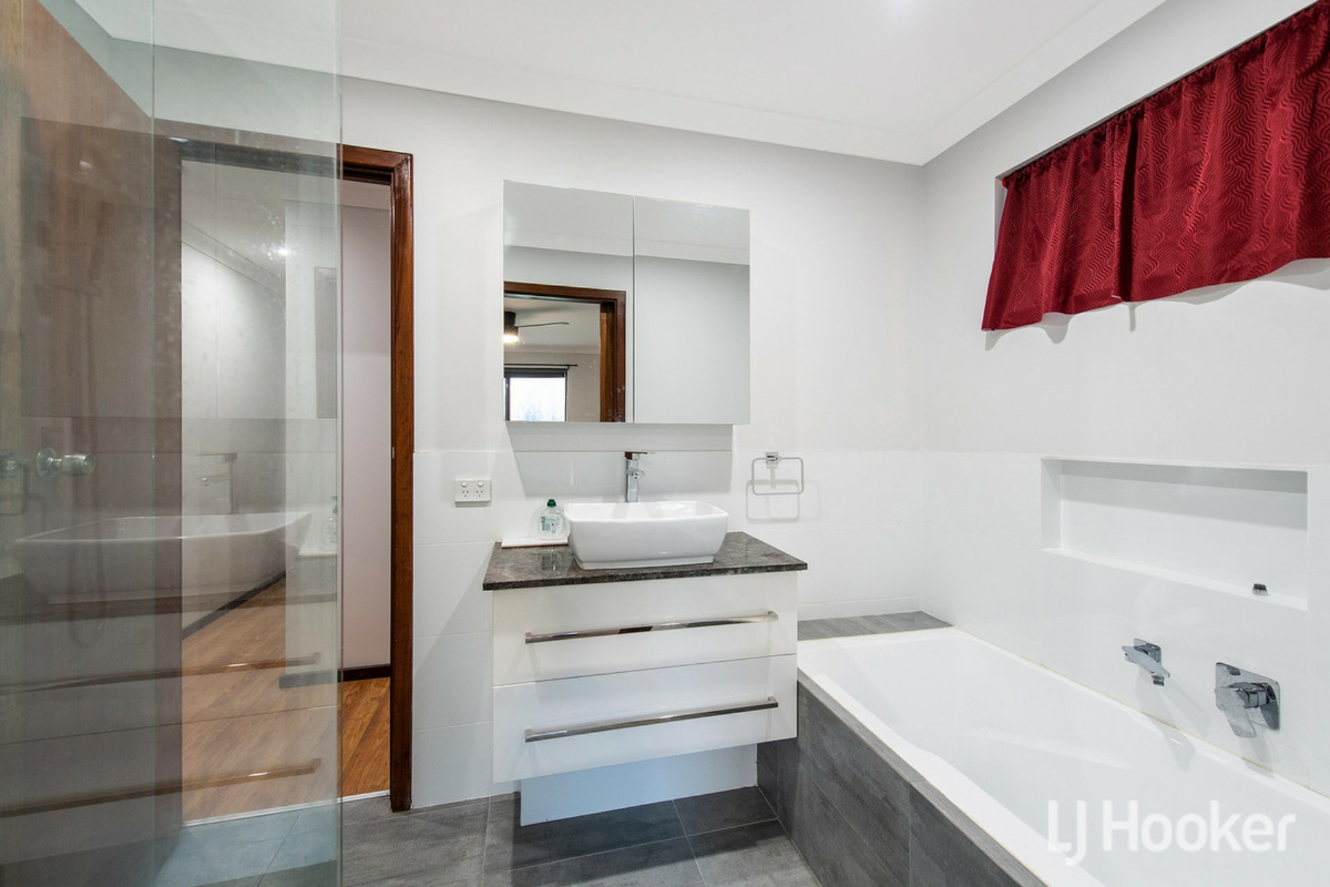 26 Saunders Street, COLLIE